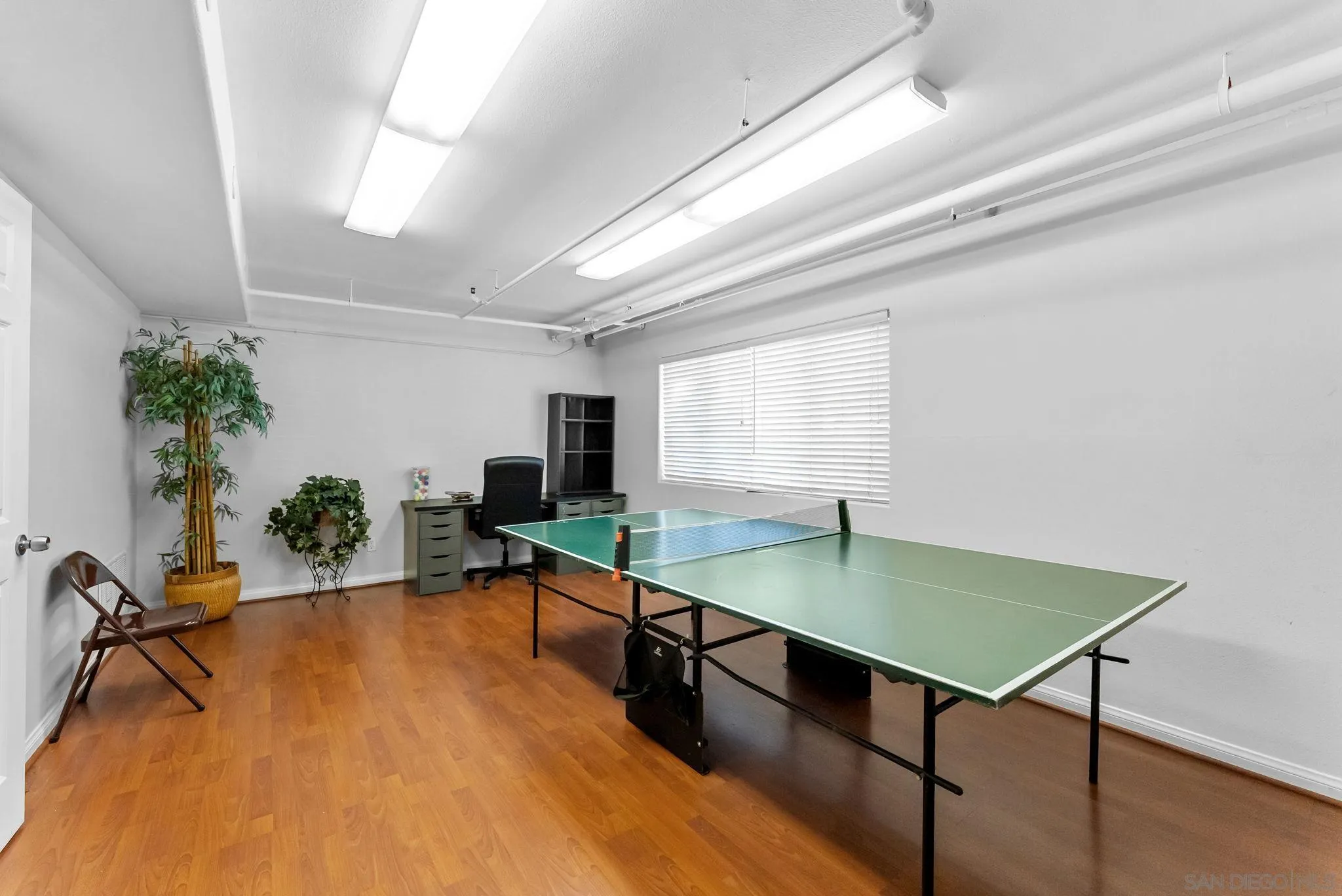https://cdn.realtyfeed.com/cdn/127/260021433/76555a7de7adb0f03ee0e89cea491fa1.webp