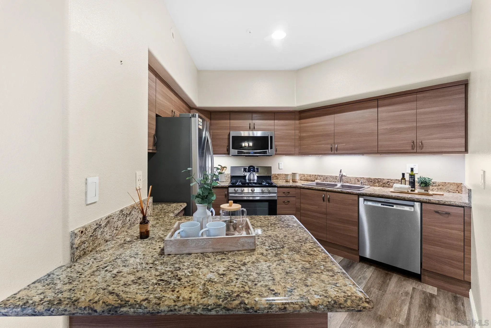 https://cdn.realtyfeed.com/cdn/127/260021433/7ada70950952c638066fdc911b3cee90.webp