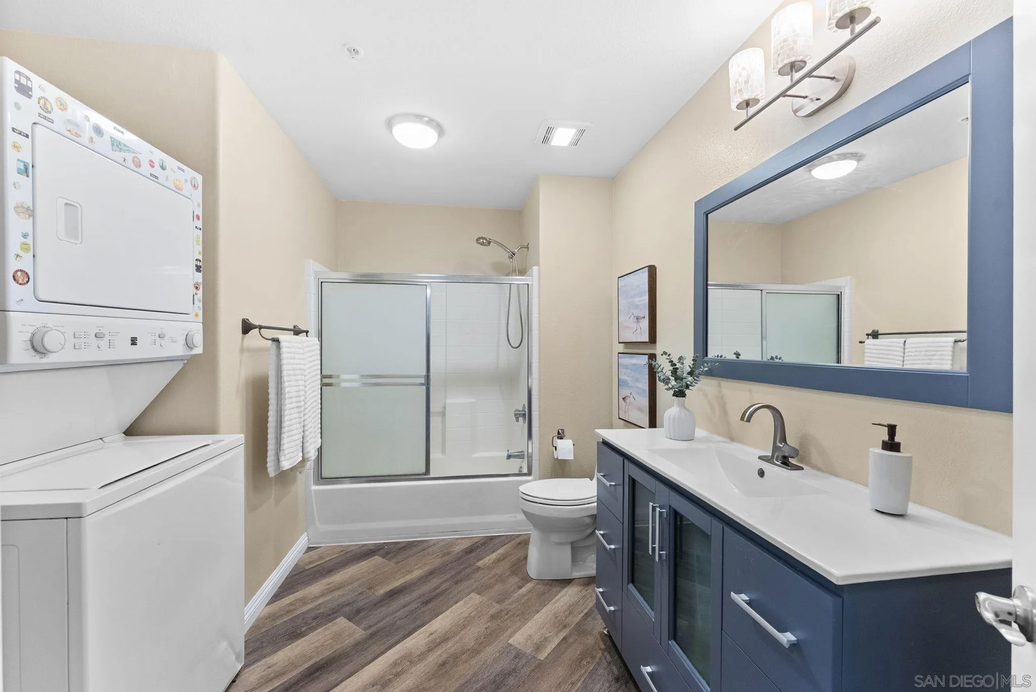 https://cdn.realtyfeed.com/cdn/127/260021433/c64195072b0f85031ad59840f99acd9a.webp