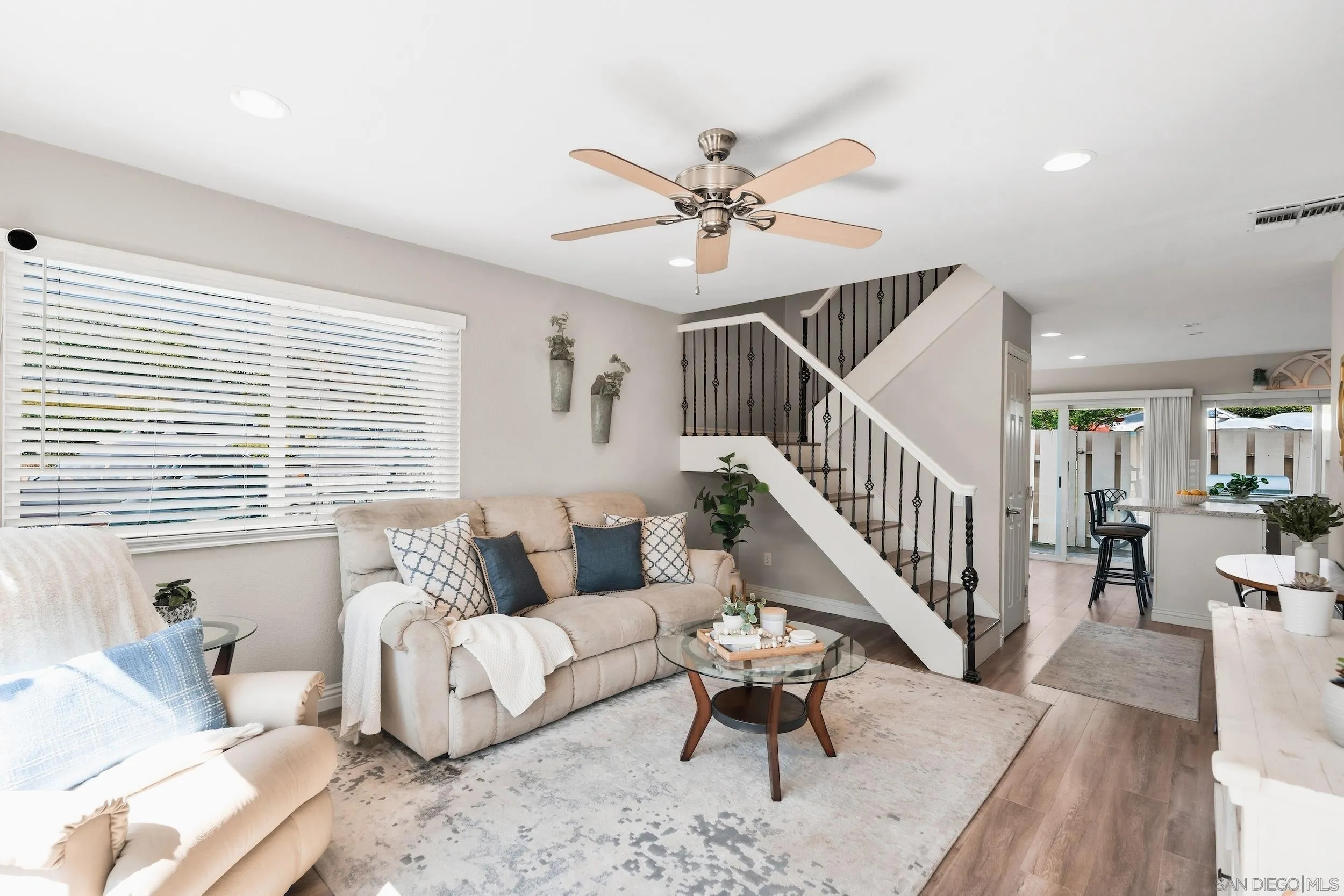 https://cdn.realtyfeed.com/cdn/127/260021435/5b0cbcb65f242c38f59e46a05ded3c23.webp