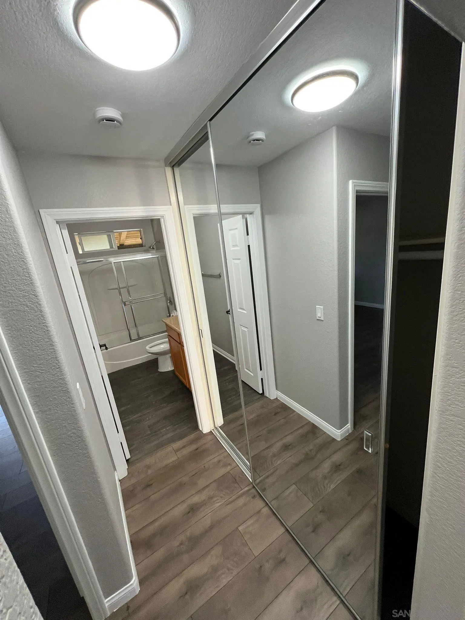 https://cdn.realtyfeed.com/cdn/127/260021446/ab6915bf8bcddb1b4fda8896d0db294a.webp