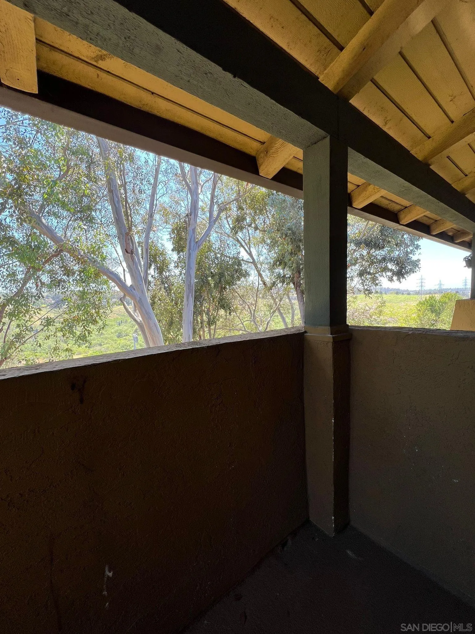 https://cdn.realtyfeed.com/cdn/127/260021446/c572590186e43049f153d887db2d462b.webp