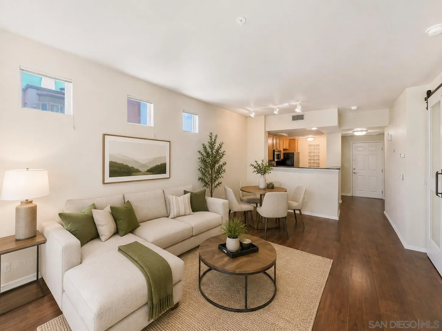 https://cdn.realtyfeed.com/cdn/127/260021447/1e59aed1a4ec9fd93034e9fe2738b991.webp