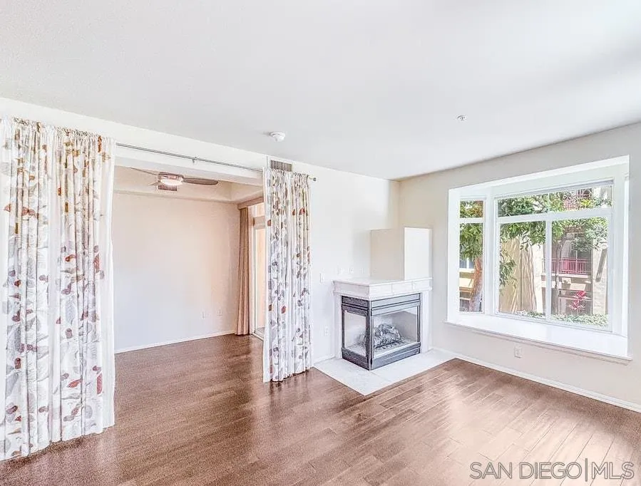 https://cdn.realtyfeed.com/cdn/127/260021447/84c2d1b67c5e766652a01be36d7b130c.webp
