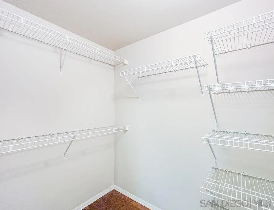 https://cdn.realtyfeed.com/cdn/127/260021447/8ef3b3d8f8f83b0d0e30424987b02606.webp