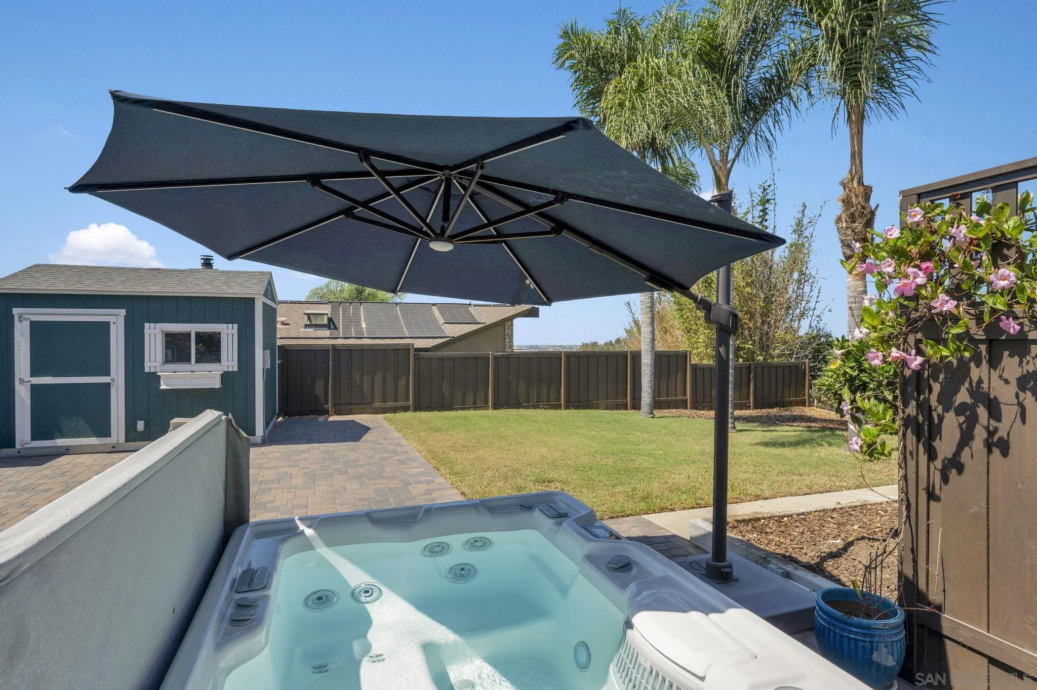 https://cdn.realtyfeed.com/cdn/127/260021449/1e185bcbd9dfe7bd2a1dd515c0ca7a5e.webp