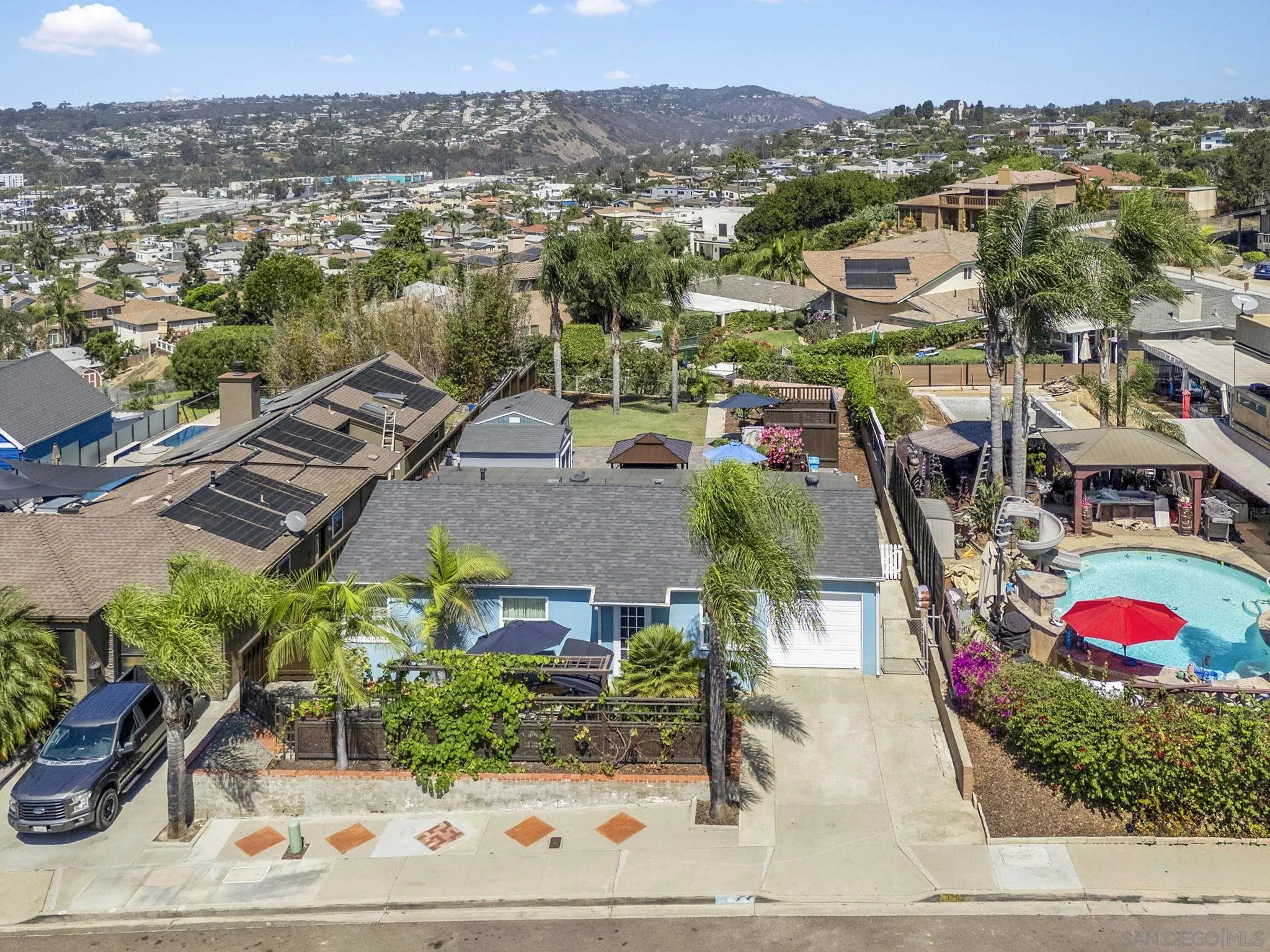 https://cdn.realtyfeed.com/cdn/127/260021449/8a06dc69922f9cf1d1dd32b355c26bbe.webp