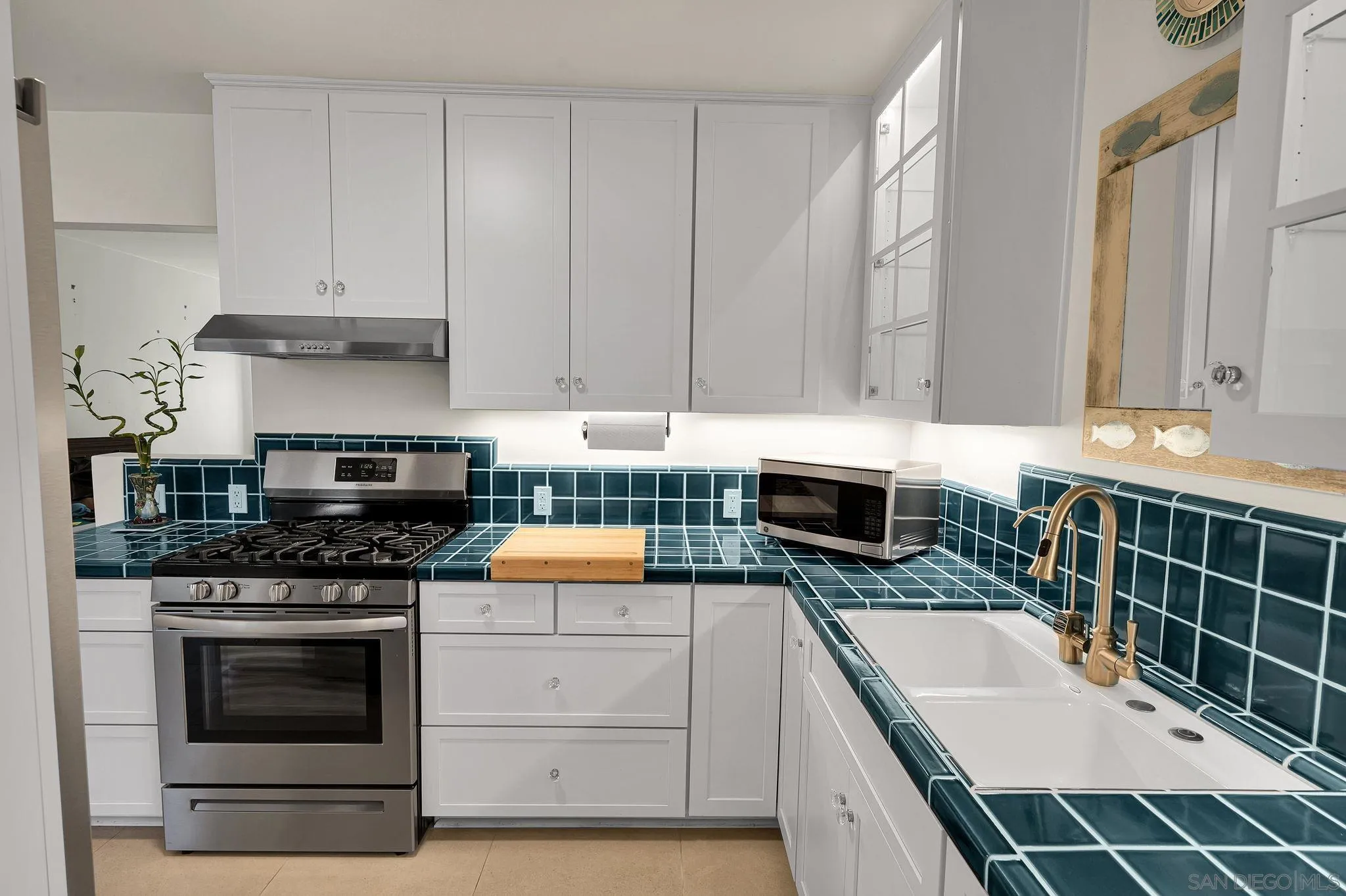 https://cdn.realtyfeed.com/cdn/127/260021449/e2fecac372c9c0e4f0a6b8075ec594c3.webp