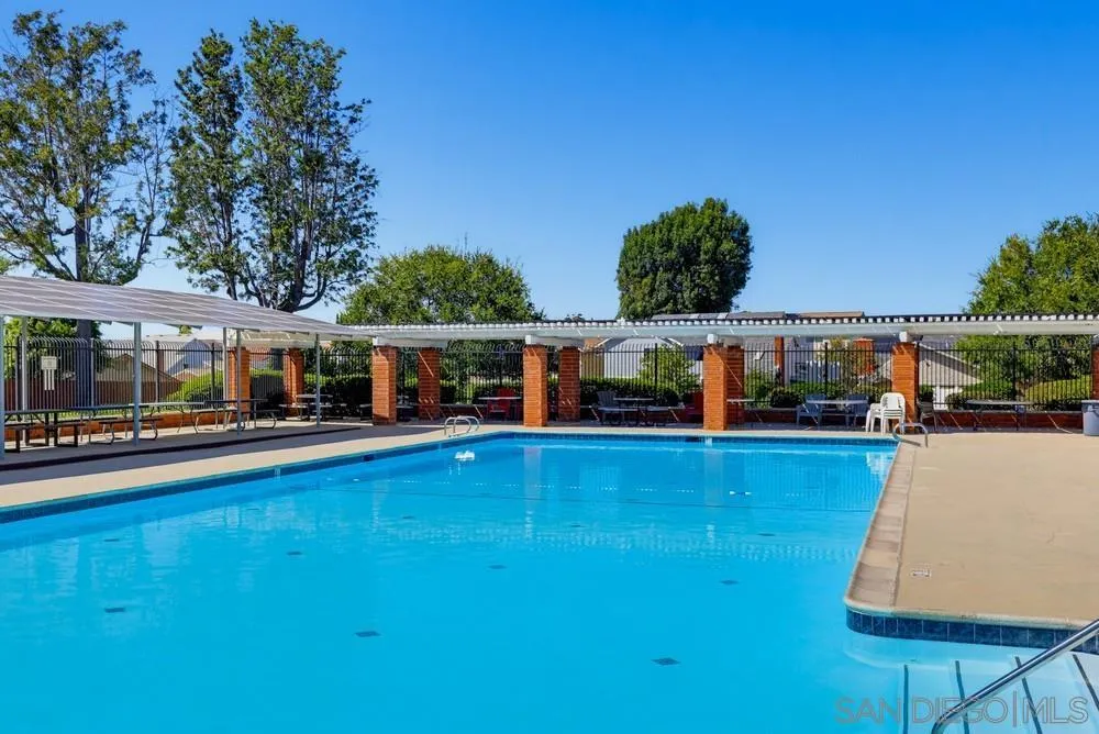 https://cdn.realtyfeed.com/cdn/127/260021451/ce75ac5755fd00971c2bb44444dc342e.webp