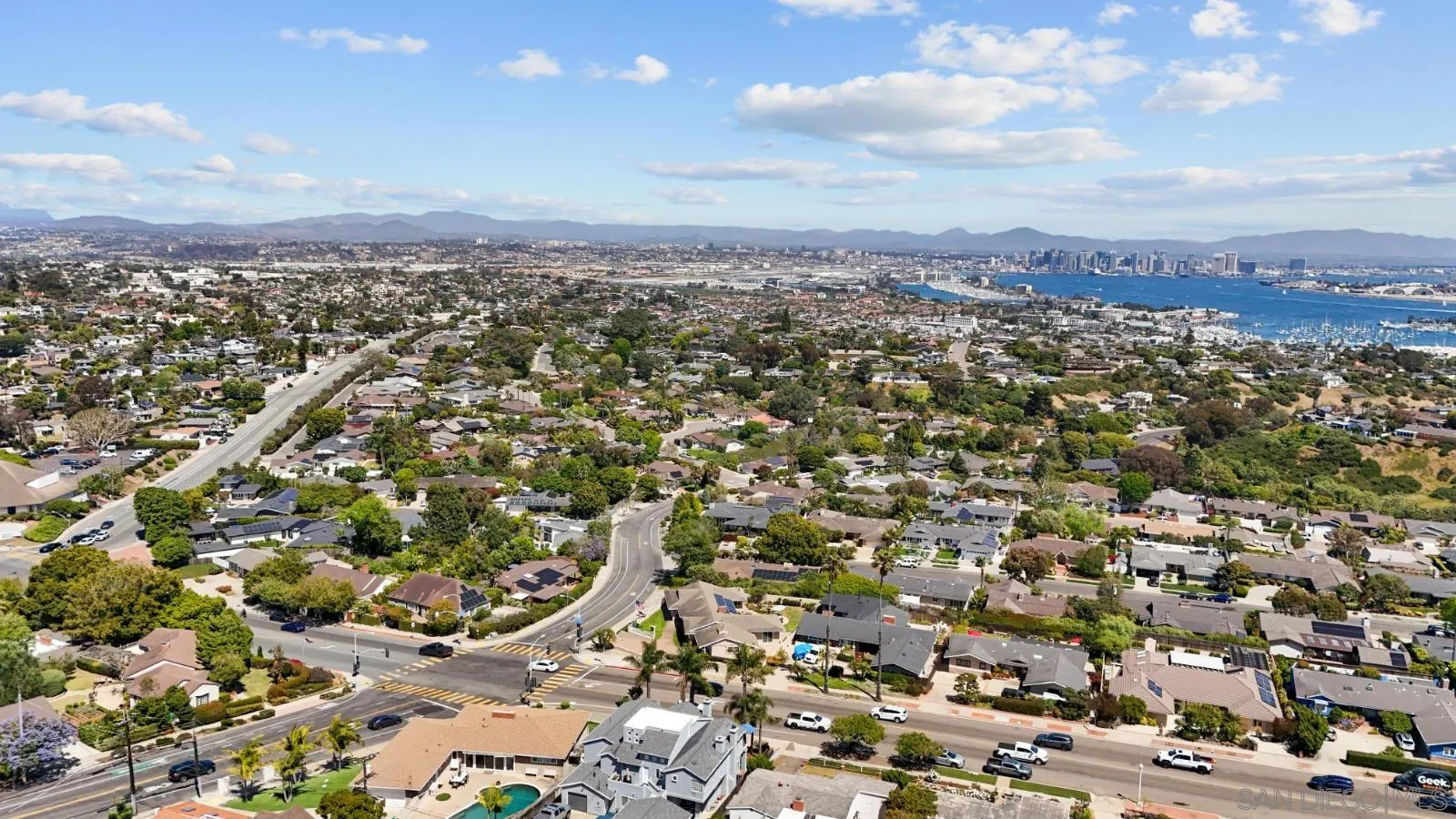 https://cdn.realtyfeed.com/cdn/127/260021454/7da3bbe08887645b689a49f68cbdd7ab.webp