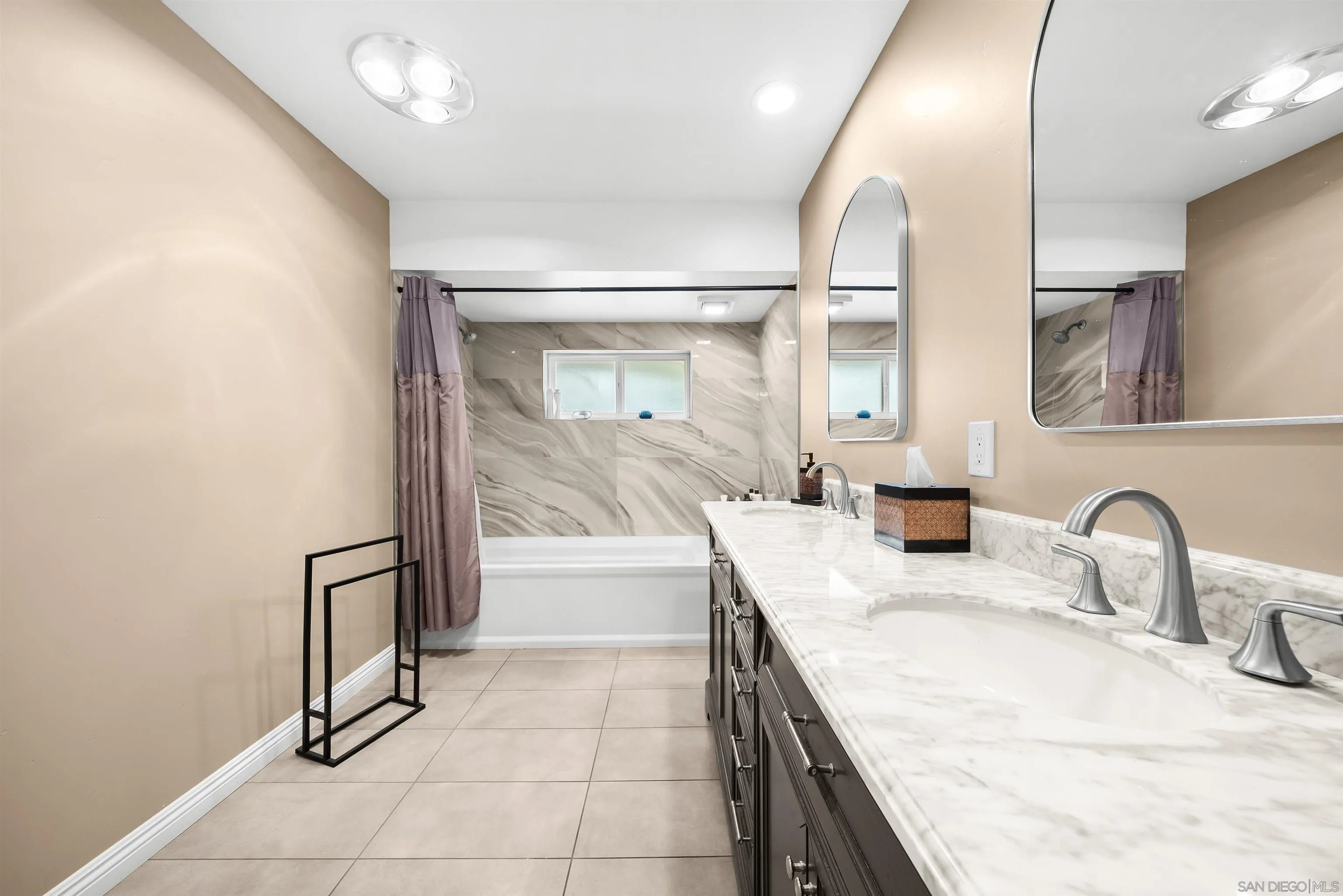 https://cdn.realtyfeed.com/cdn/127/260021454/8093698626efc0d91385bab262ac5283.webp