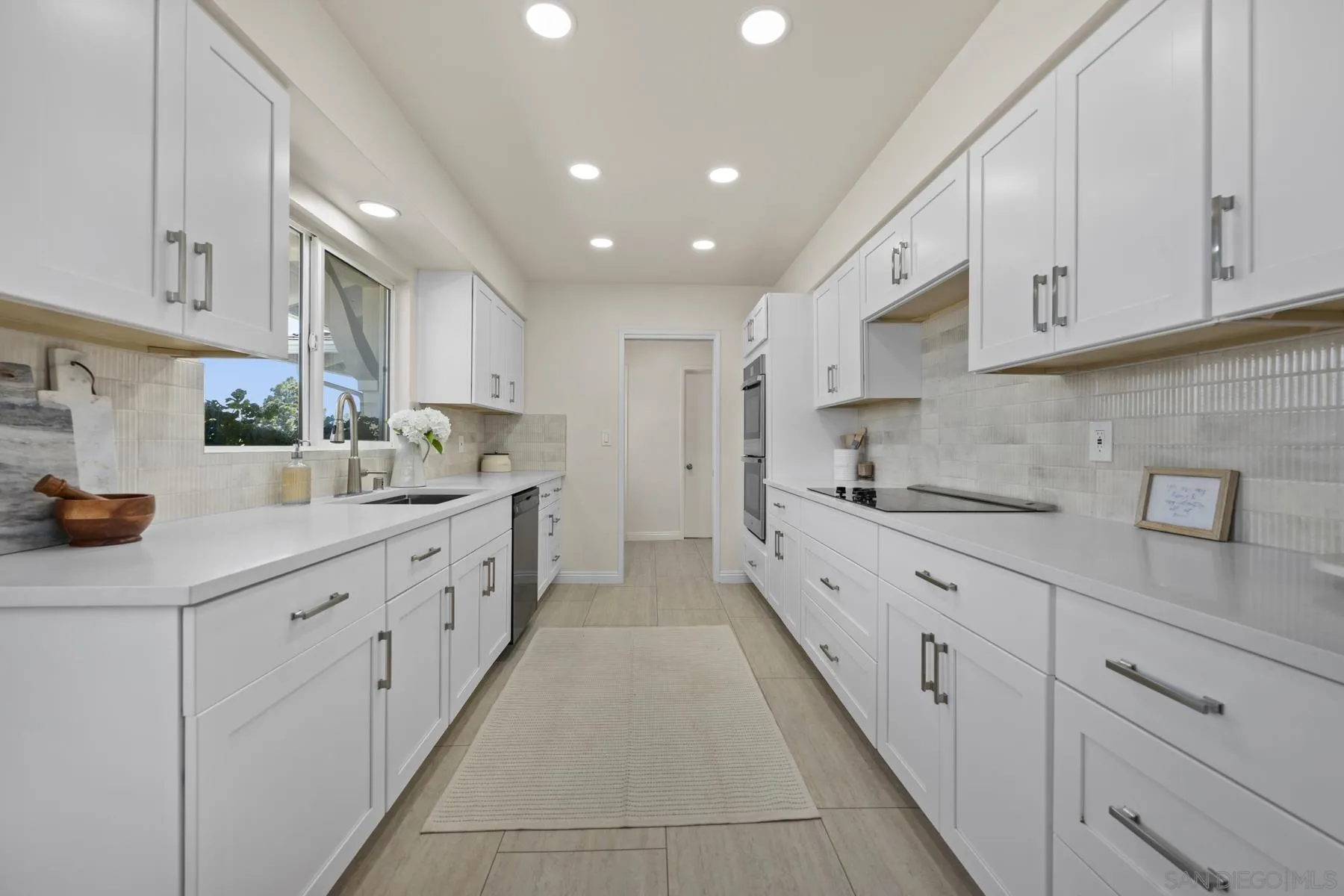 https://cdn.realtyfeed.com/cdn/127/260021454/bd43c610c3a4aacc97a878f9126b5b59.webp