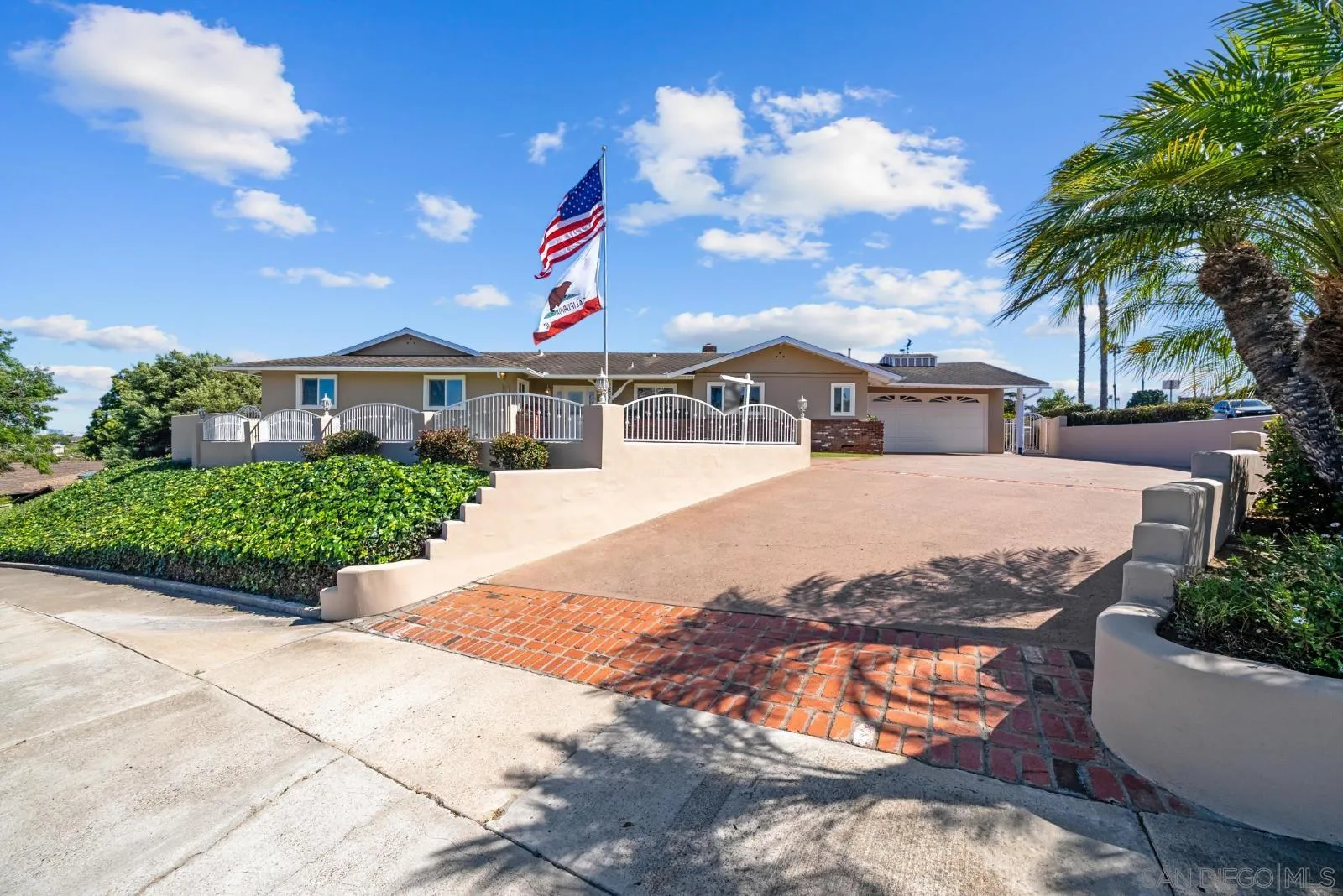 https://cdn.realtyfeed.com/cdn/127/260021454/c903339da043ec6618a90485b6eb62e8.webp