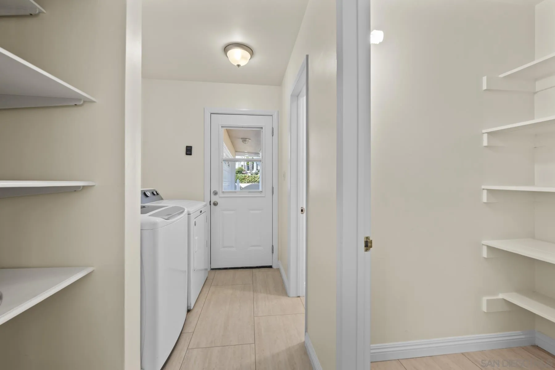 https://cdn.realtyfeed.com/cdn/127/260021454/c952c2a1781dcedd5da72b0becb02be9.webp