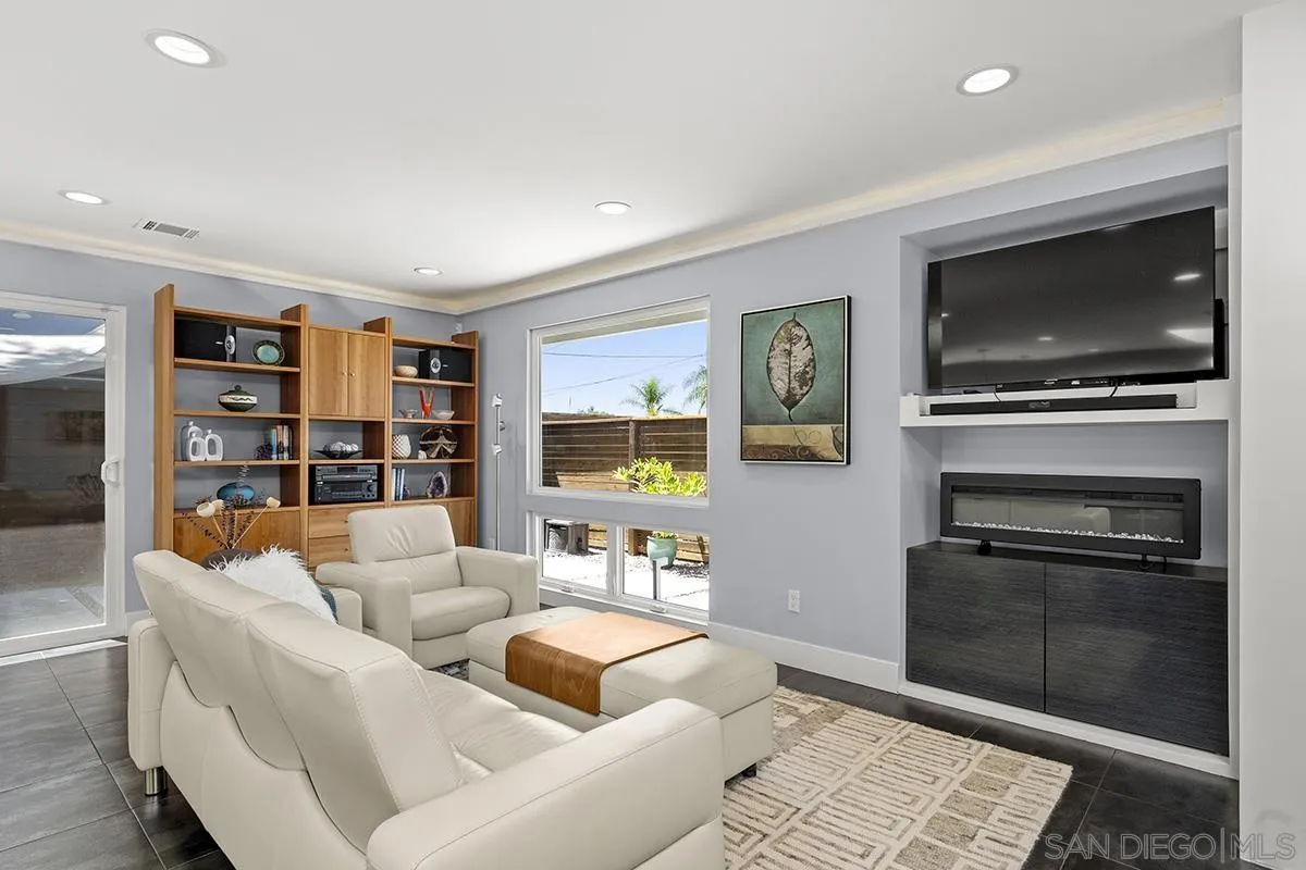 https://cdn.realtyfeed.com/cdn/127/260021455/b5cb3e54f0b3fb2a4c69affb95b9d2a0.webp