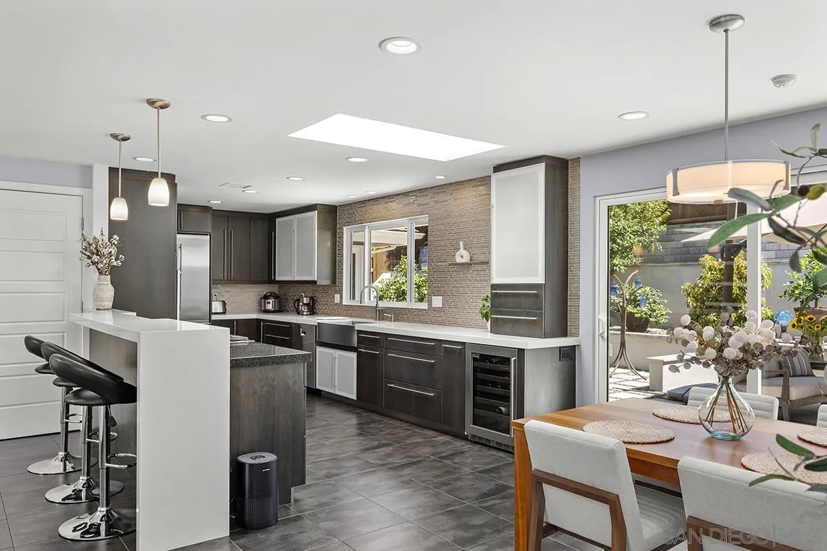 https://cdn.realtyfeed.com/cdn/127/260021455/b69d2808efbf3c8c2b5a43da8d385bac.webp