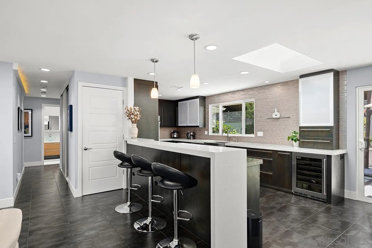 https://cdn.realtyfeed.com/cdn/127/260021455/ecf85abb2e7dadf5306797004e22db8b.webp