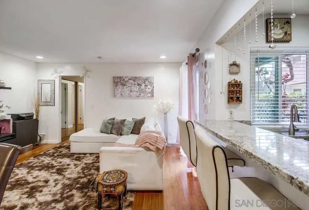 https://cdn.realtyfeed.com/cdn/127/260021460/14f4b875421e9686985c0e155c8c8f64.webp