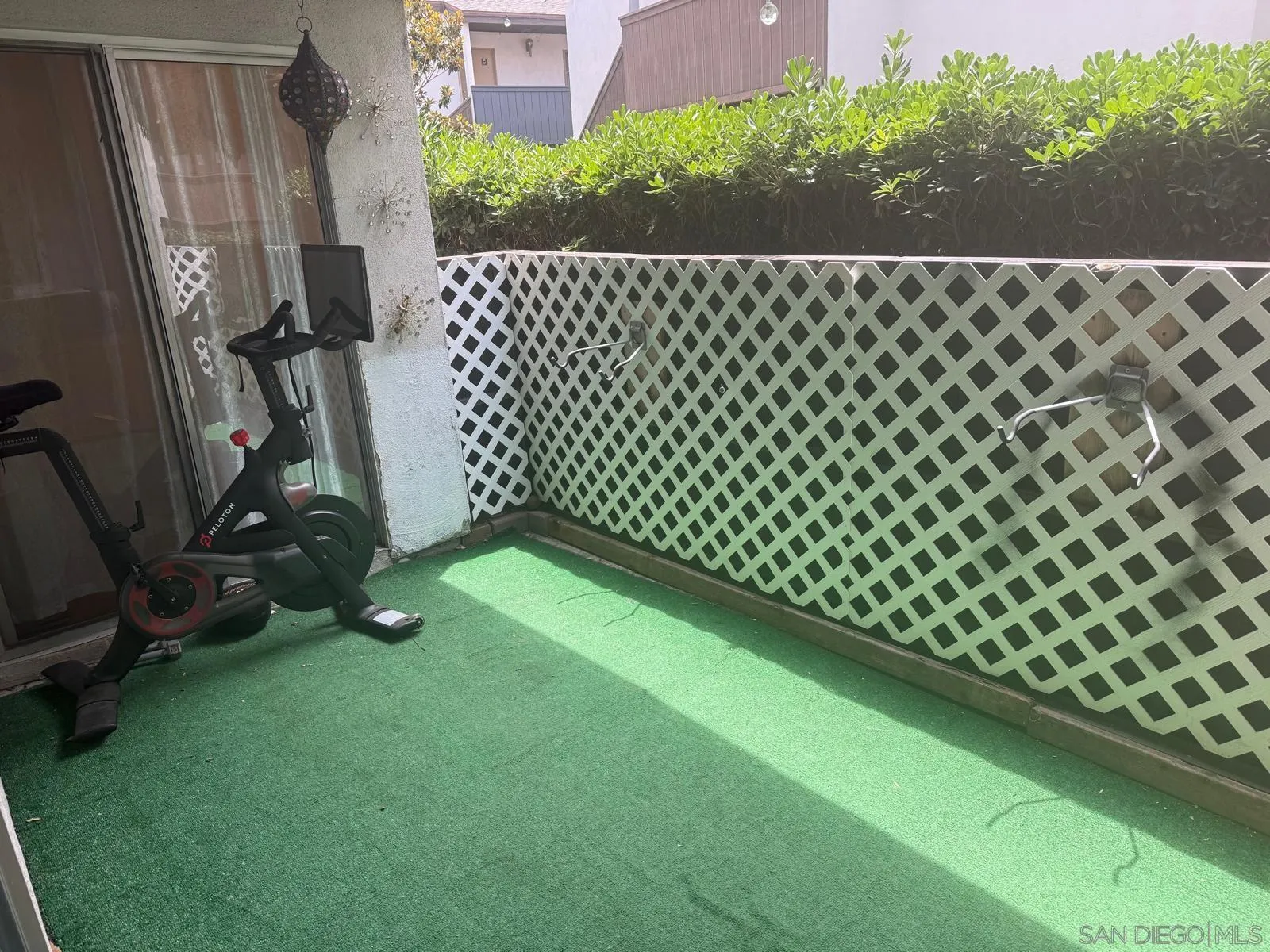 https://cdn.realtyfeed.com/cdn/127/260021460/78bec7ddeb5f76385a265d9ae557714b.webp