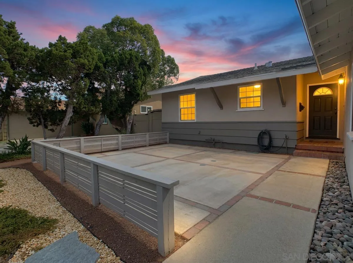 https://cdn.realtyfeed.com/cdn/127/260021462/984de4c754788d26a799a57a263114ad.webp
