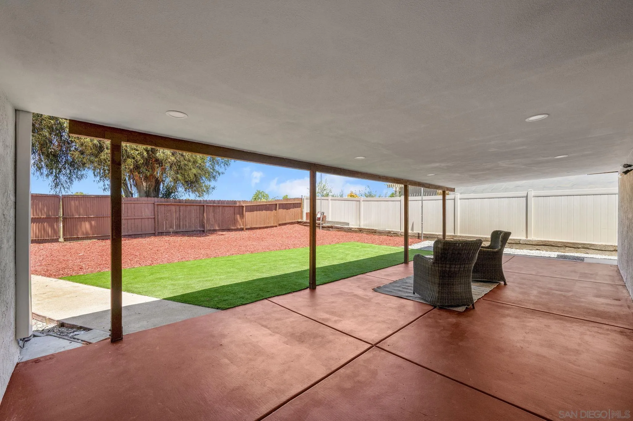 https://cdn.realtyfeed.com/cdn/127/260021463/3afe05898727e633eefc75795a8e471f.webp