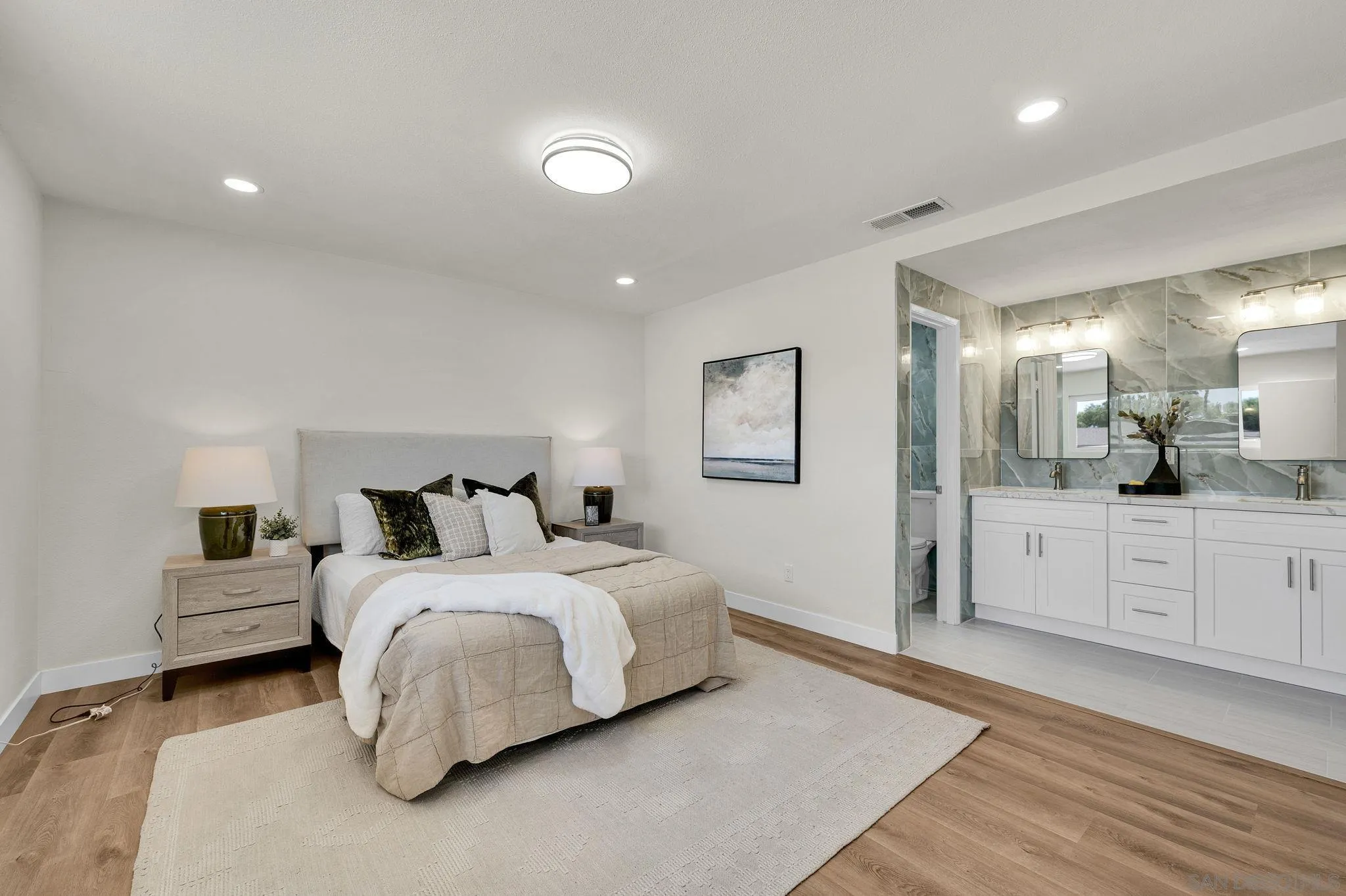 https://cdn.realtyfeed.com/cdn/127/260021463/b18dbb4871be23ef16817a77788e4517.webp