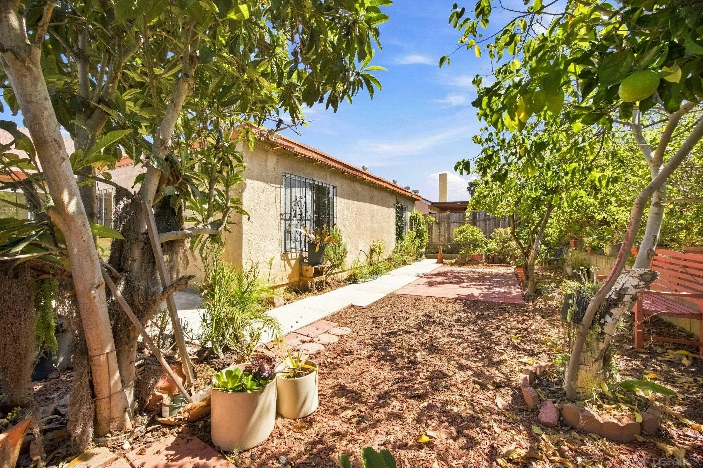 https://cdn.realtyfeed.com/cdn/127/260021464/3028a92b03d8d16fe1a7cd5361e170b0.webp