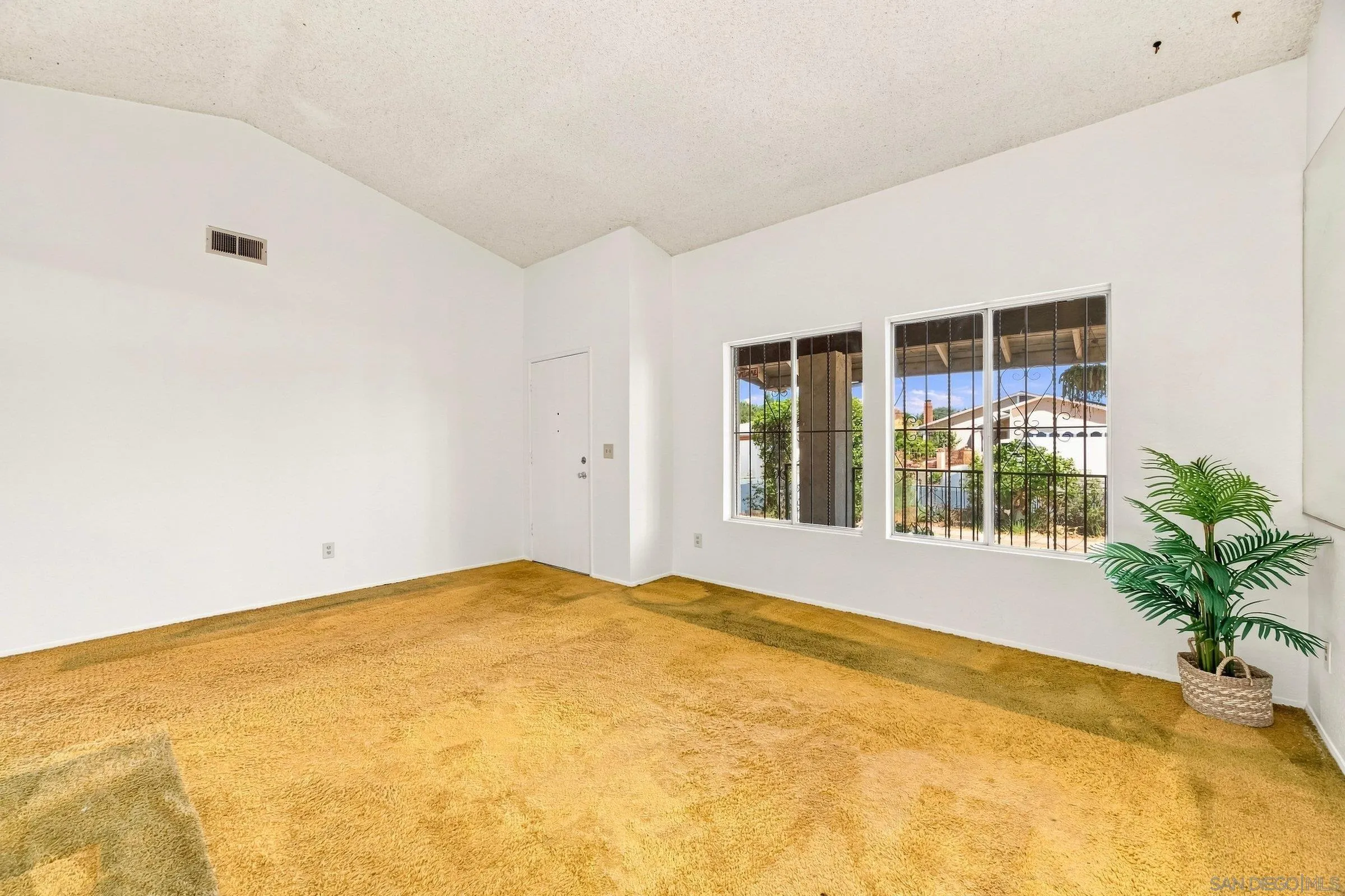 https://cdn.realtyfeed.com/cdn/127/260021464/467a82df2ce70382c0b1c3aa2f4b6032.webp