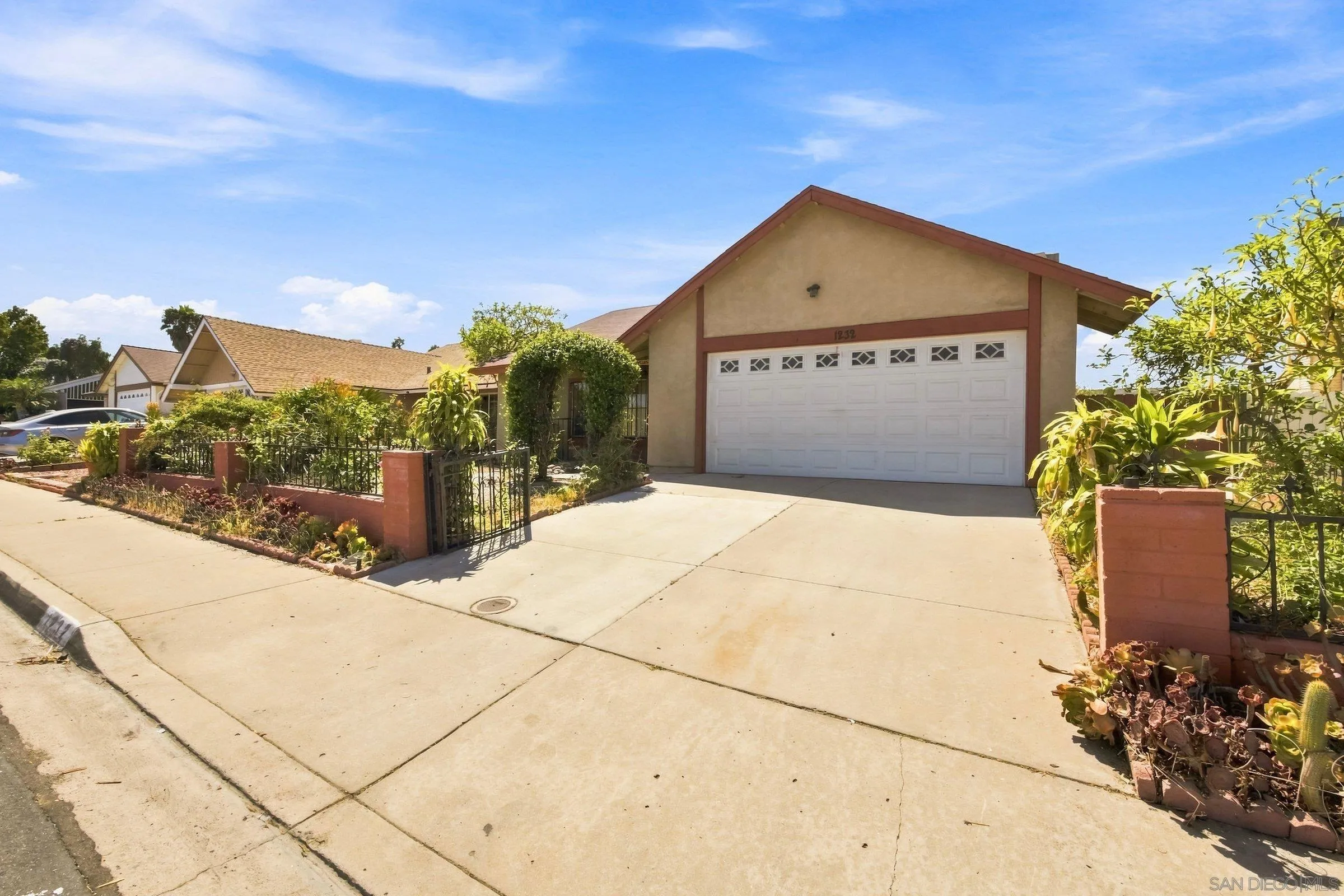https://cdn.realtyfeed.com/cdn/127/260021464/5d4fd43b2300213c010c4b7431a7b4a8.webp