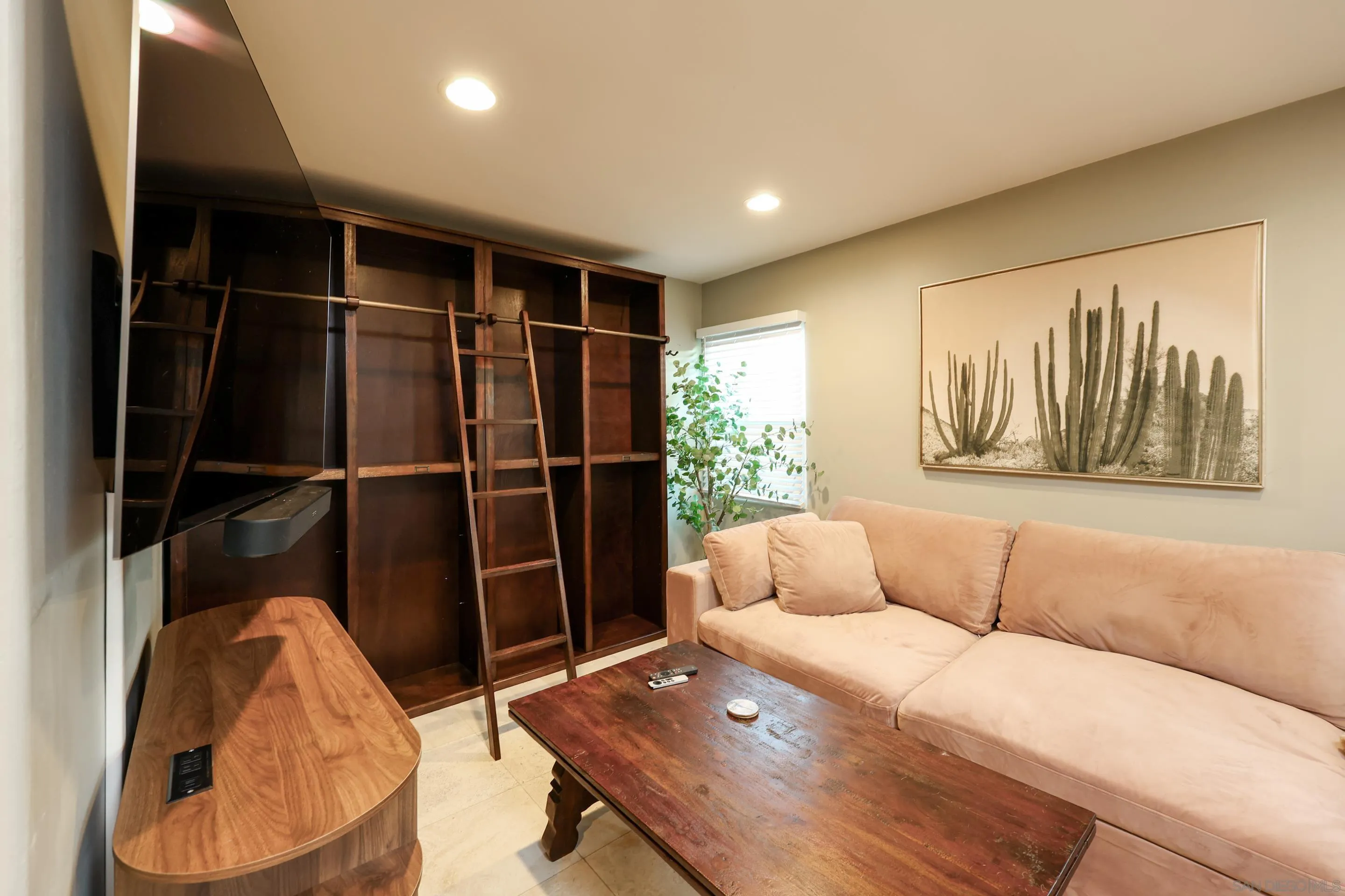 https://cdn.realtyfeed.com/cdn/127/260021467/3b899ec5c243c83fdf2704318f8c43e2.webp