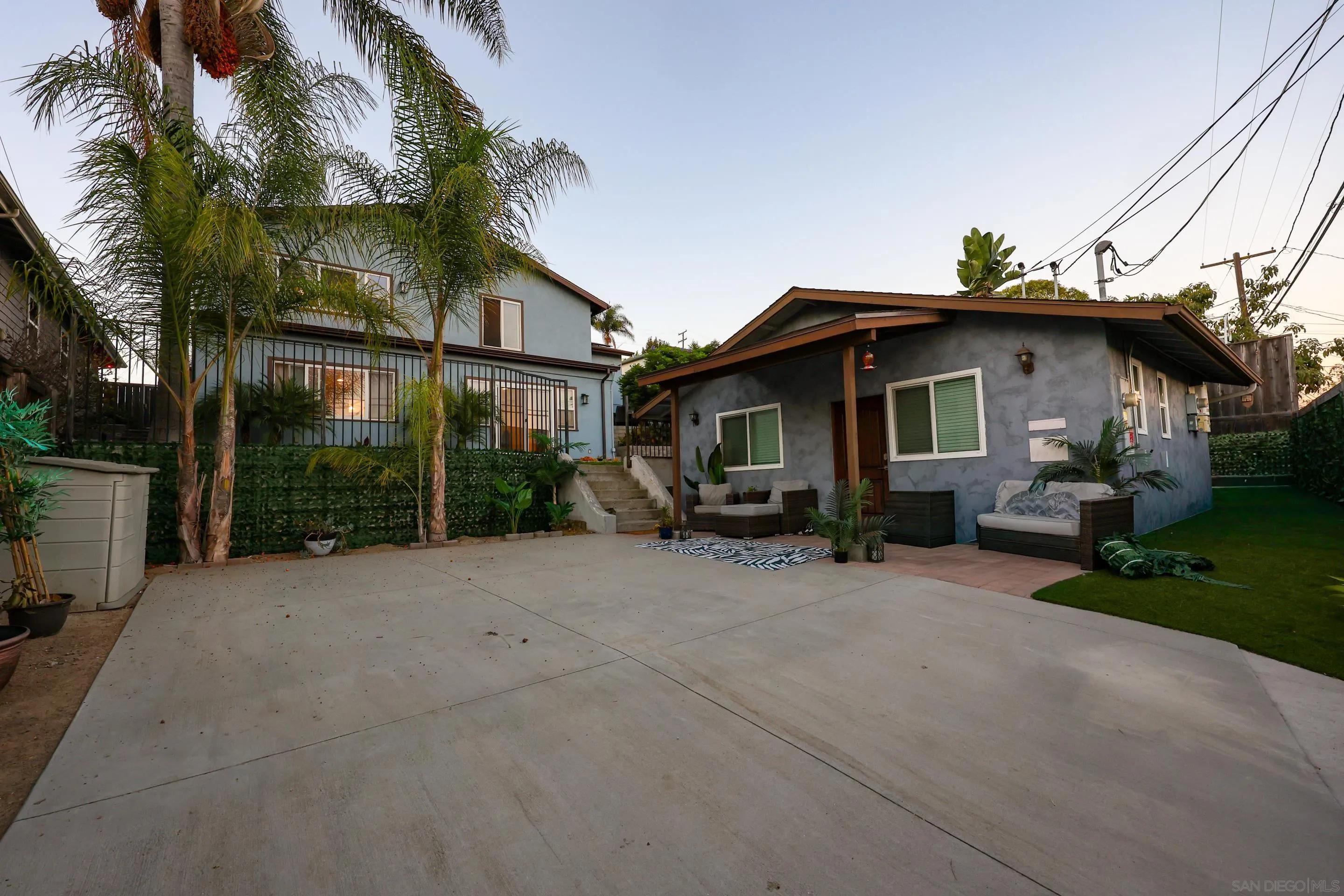 https://cdn.realtyfeed.com/cdn/127/260021467/52fb1c8d9eefb37918a9b3c36324ab88.webp