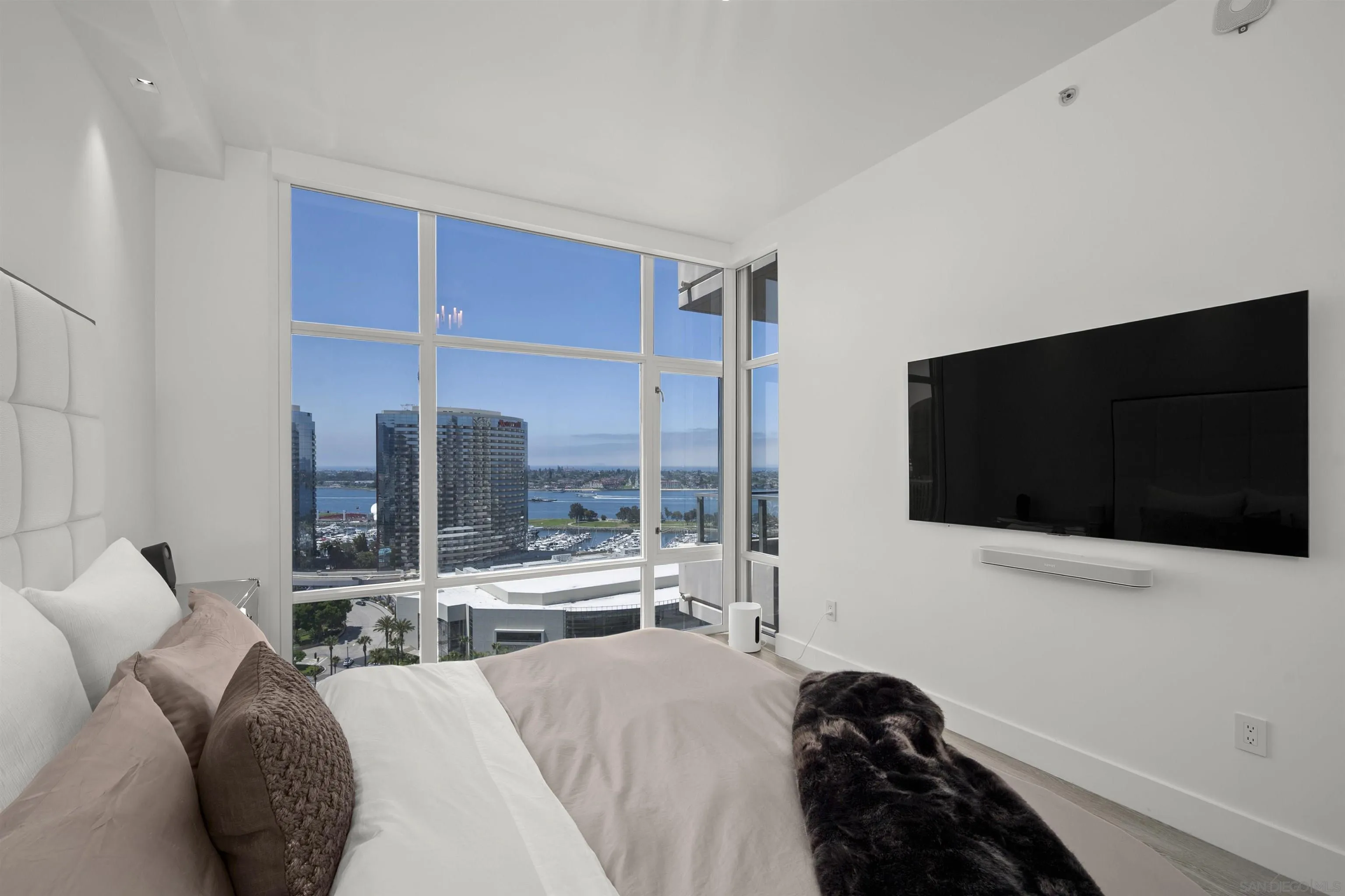 https://cdn.realtyfeed.com/cdn/127/260021469/883193cbeebf2bd0945d0a8a5bc9ed40.webp