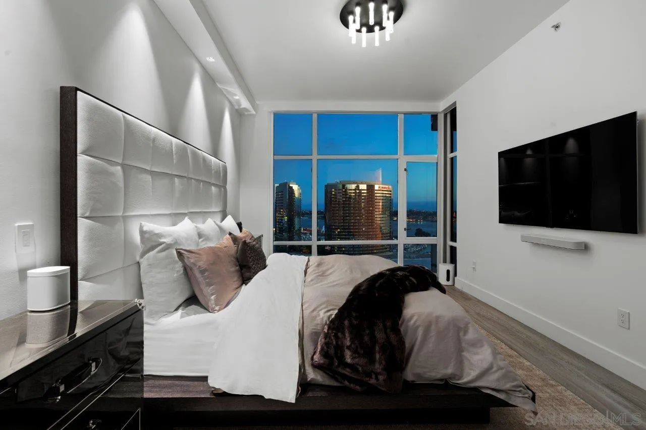 https://cdn.realtyfeed.com/cdn/127/260021469/8bce950953566f5feb1772f5706323ff.webp