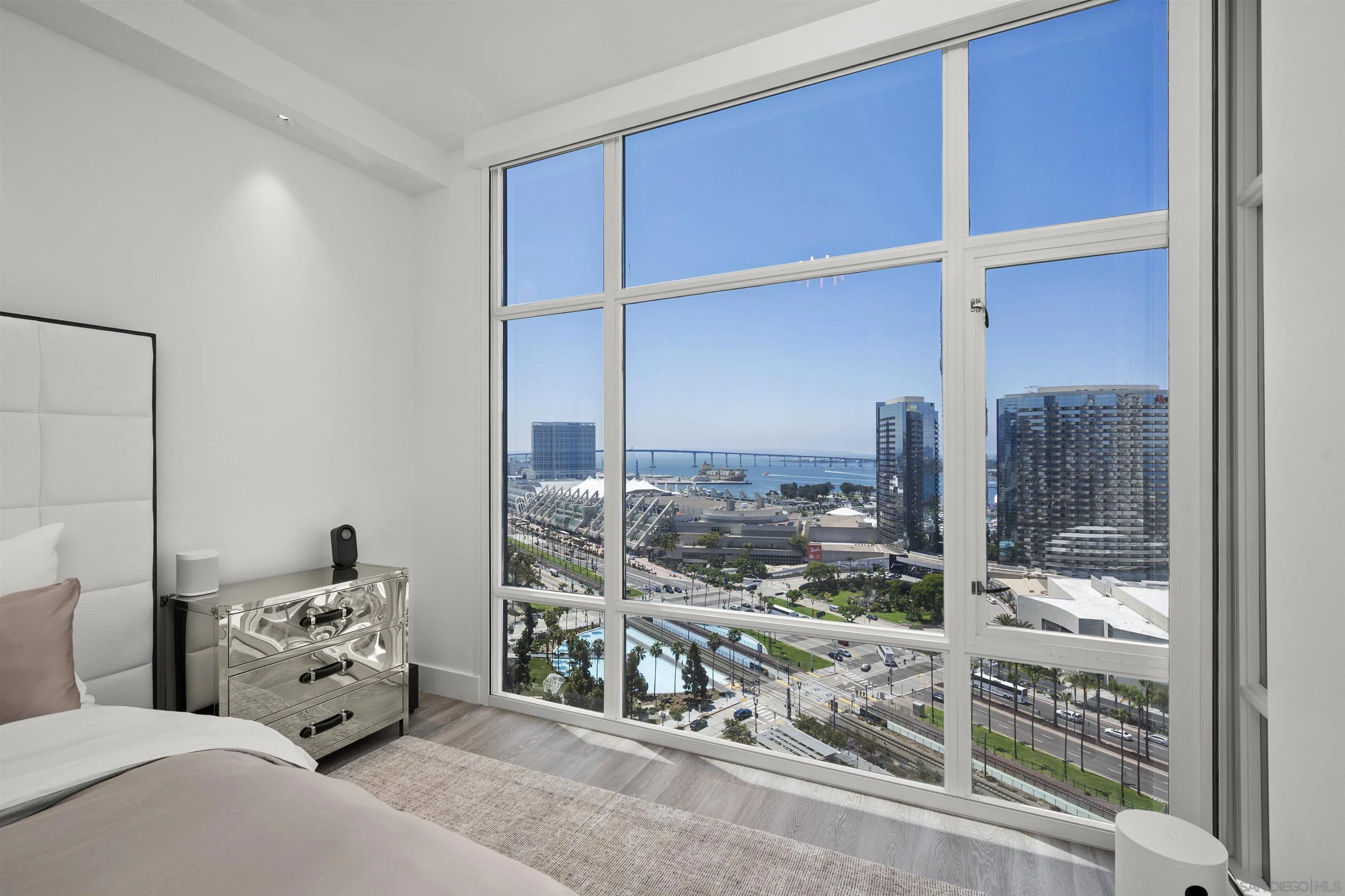 https://cdn.realtyfeed.com/cdn/127/260021469/8d47bfc23427de3ccb1bb838ce0fcc0d.webp