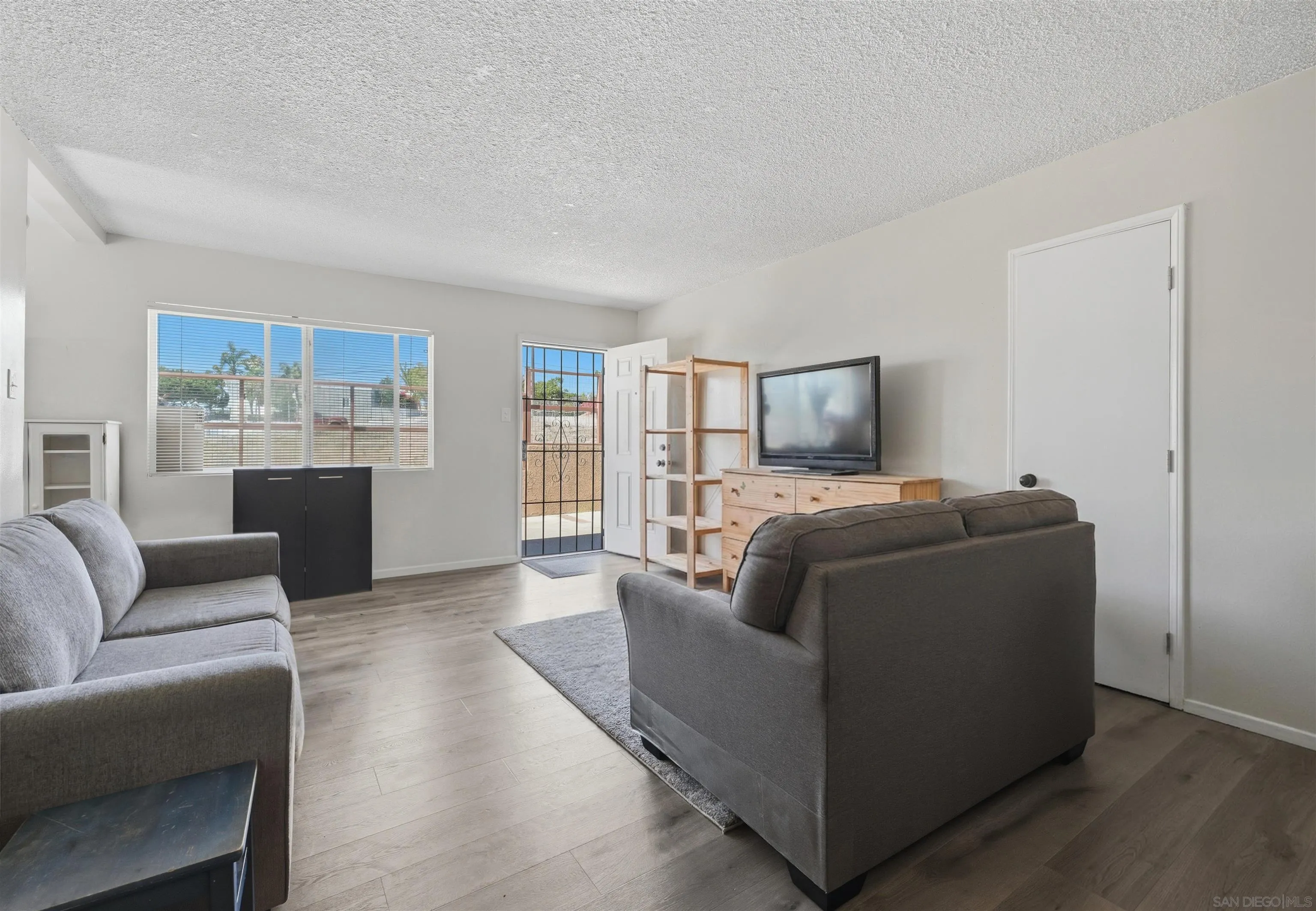 810 Acacia Ave, Oceanside, CA 92058 - Photo 4 of 10, Oceanside, CA