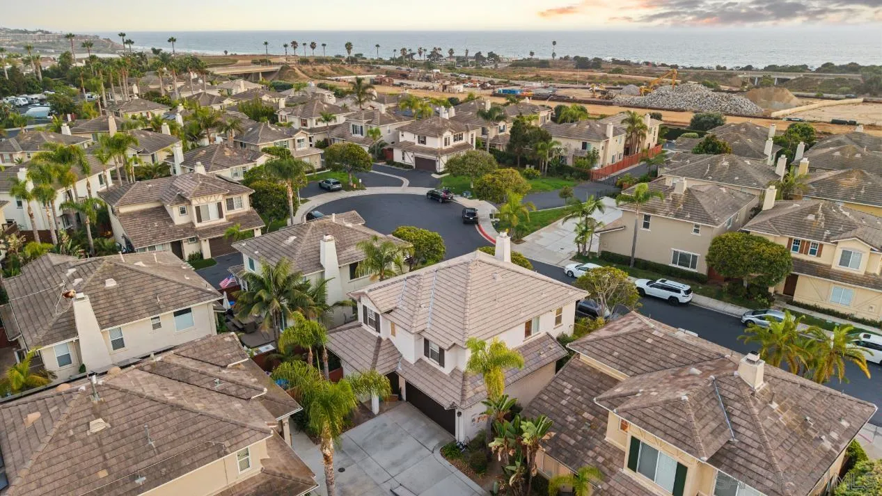 Carlsbad, CA 92011
