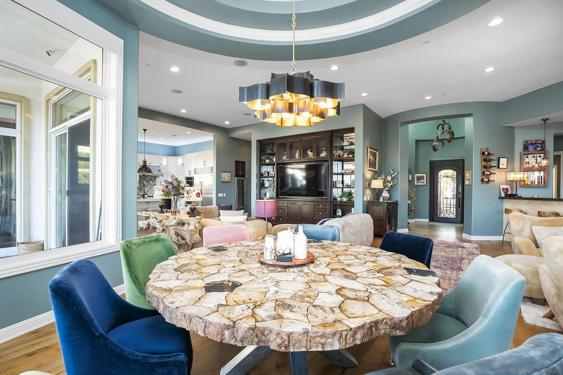 https://cdn.realtyfeed.com/cdn/127/260021475/049b23221f46ff291acd6fde8b83a548.webp