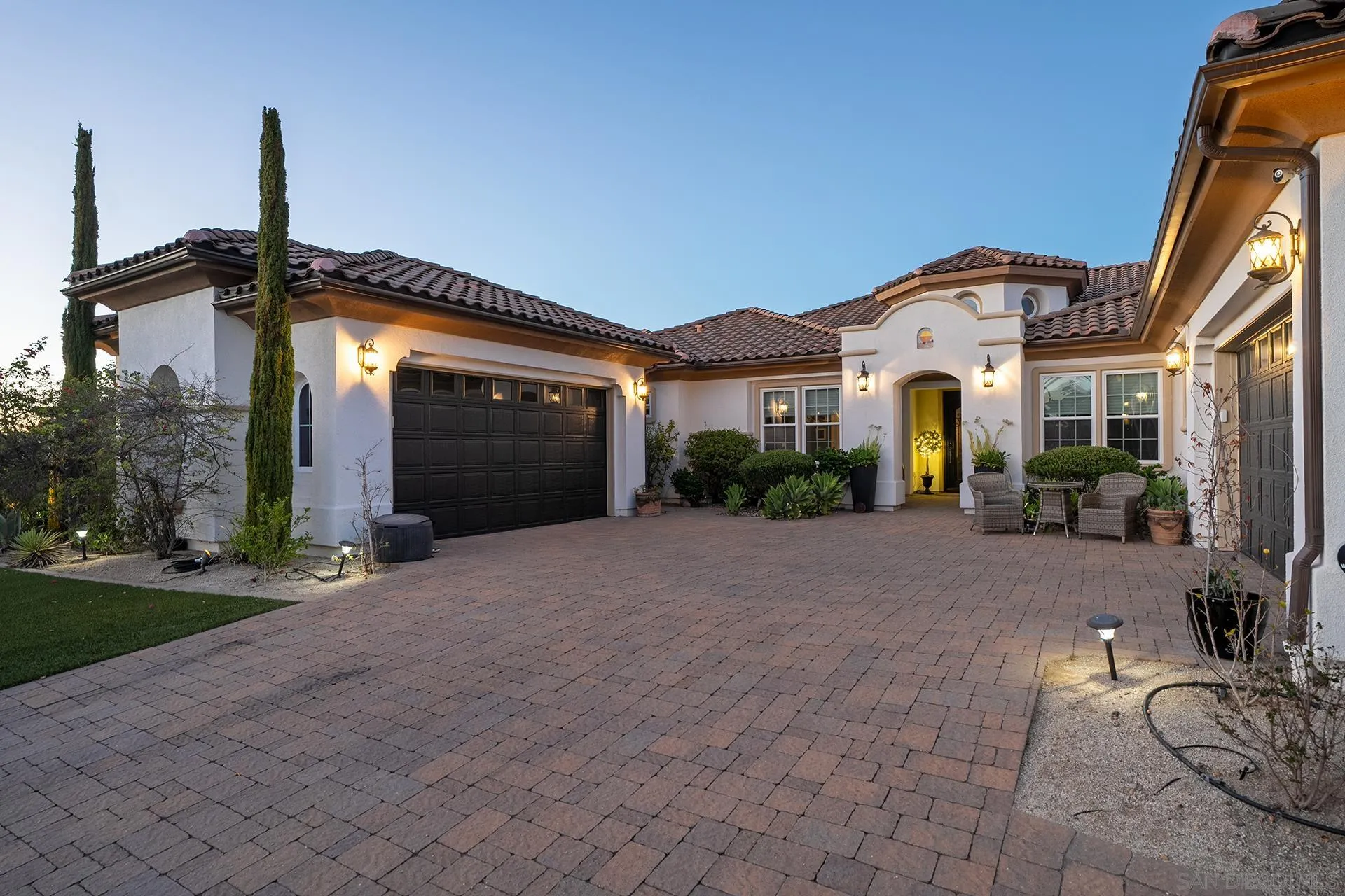 https://cdn.realtyfeed.com/cdn/127/260021475/43644c0dda077d0830ded2c346828f6b.webp