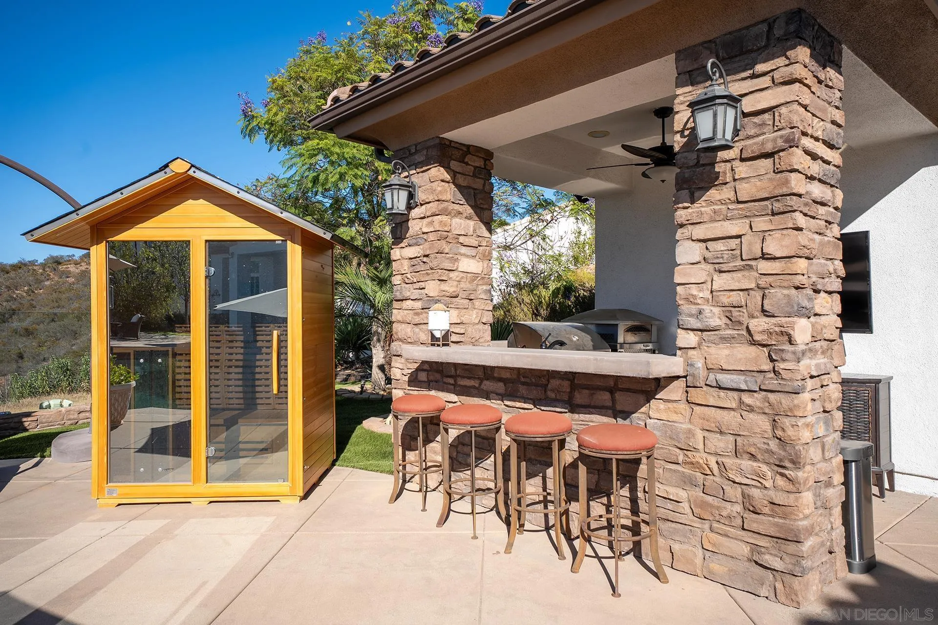 https://cdn.realtyfeed.com/cdn/127/260021475/5297a54aa09df24cd1dc7713b0ab6f21.webp