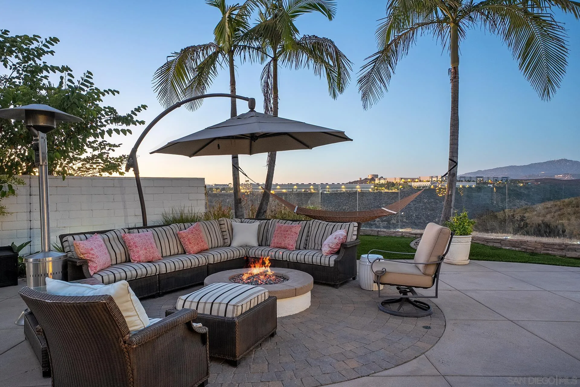 https://cdn.realtyfeed.com/cdn/127/260021475/b913c0ce919ee4a34d15c9a5ada27f87.webp