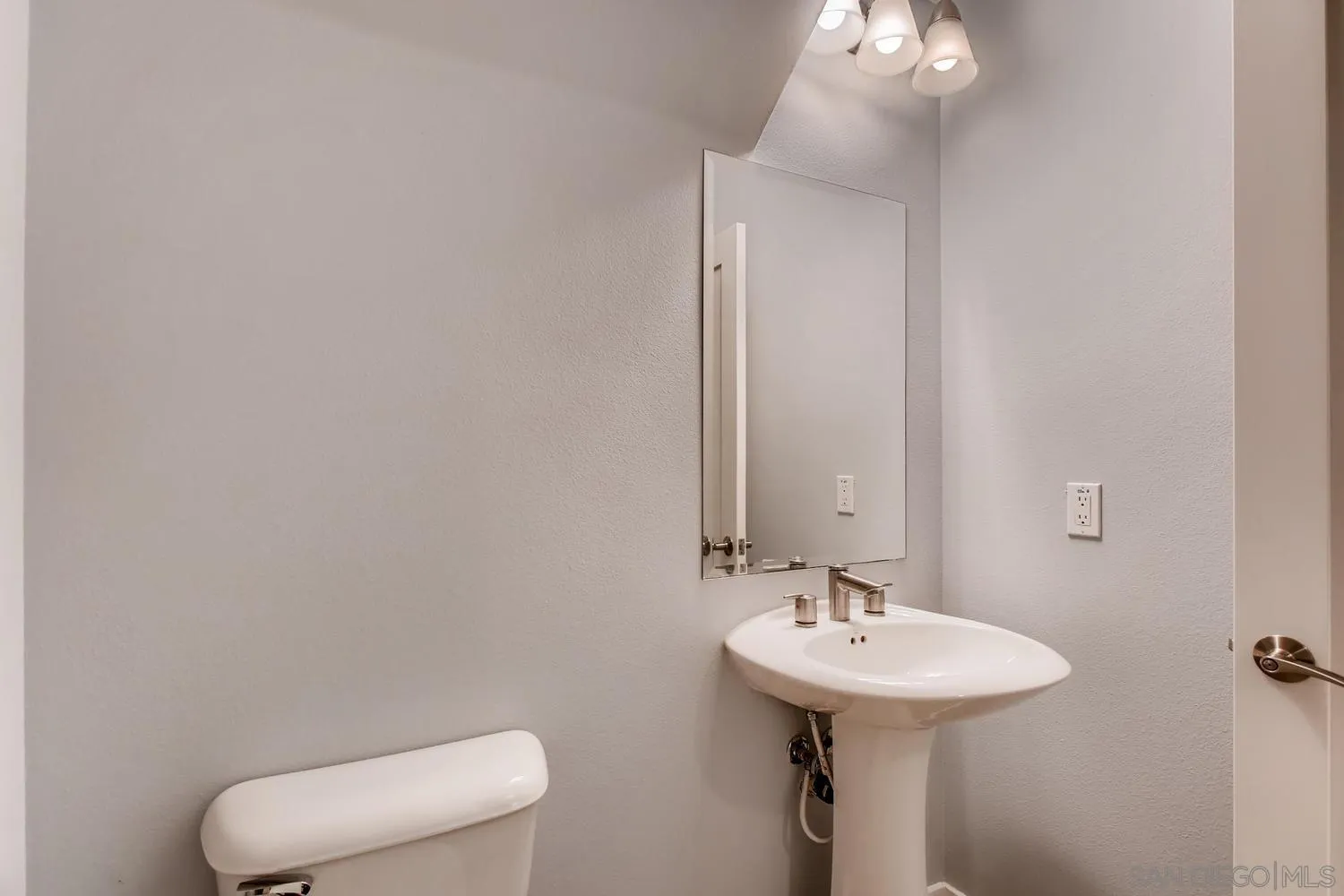 10678 Village Haven Trail Unit 113, San Diego, CA 92130 - Photo 5 of 13, San Diego, CA