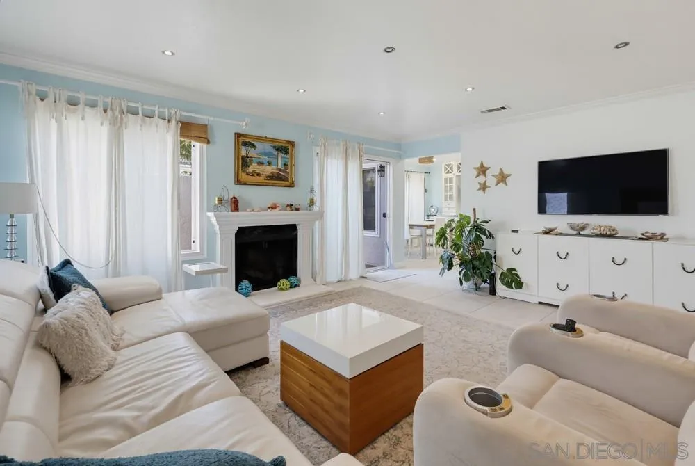 https://cdn.realtyfeed.com/cdn/127/260021481/d7780a614680b40fee28343c33f94a1d.webp