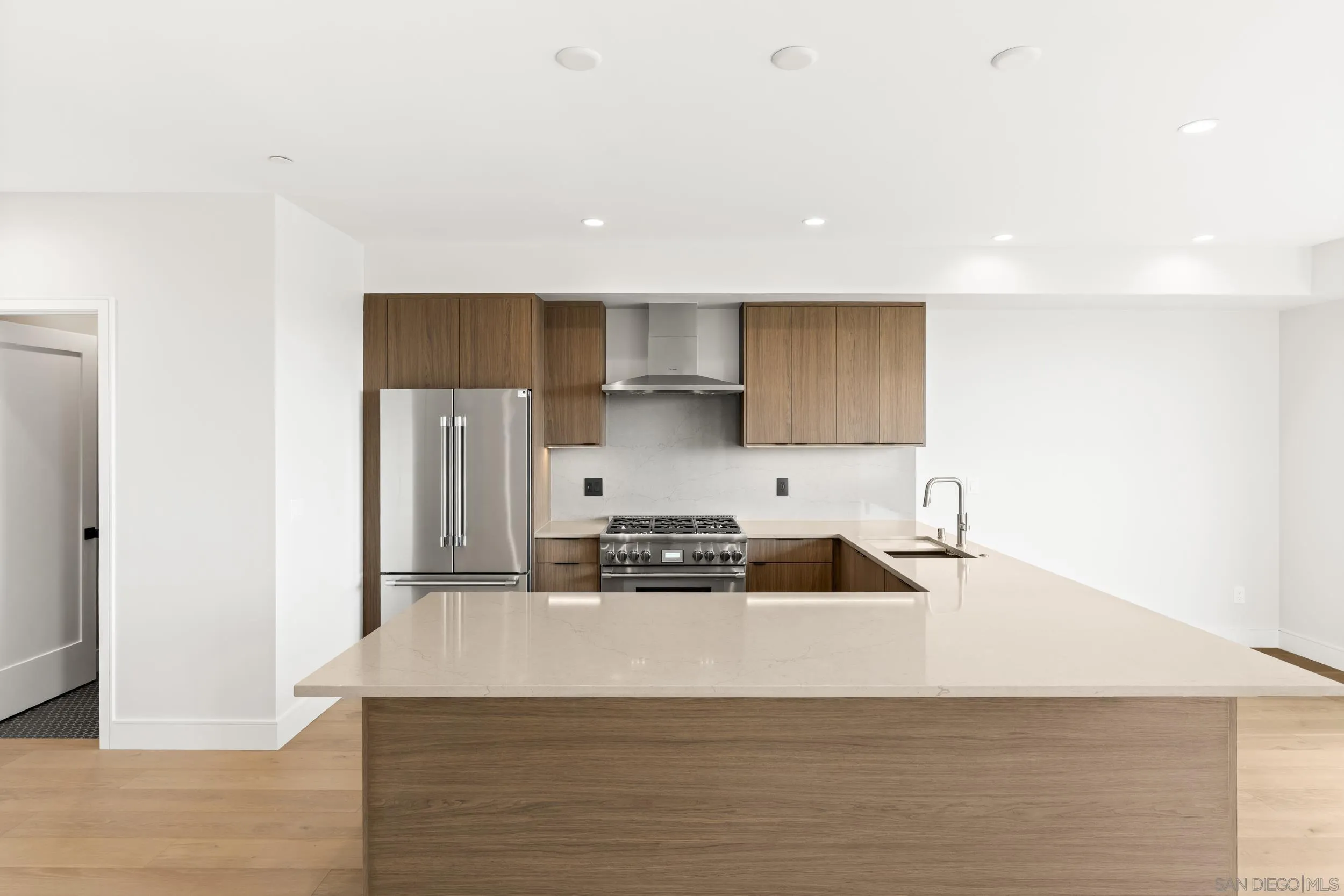 https://cdn.realtyfeed.com/cdn/127/260021485/c5a998c45ab59396187b0d02b0e04b27.webp
