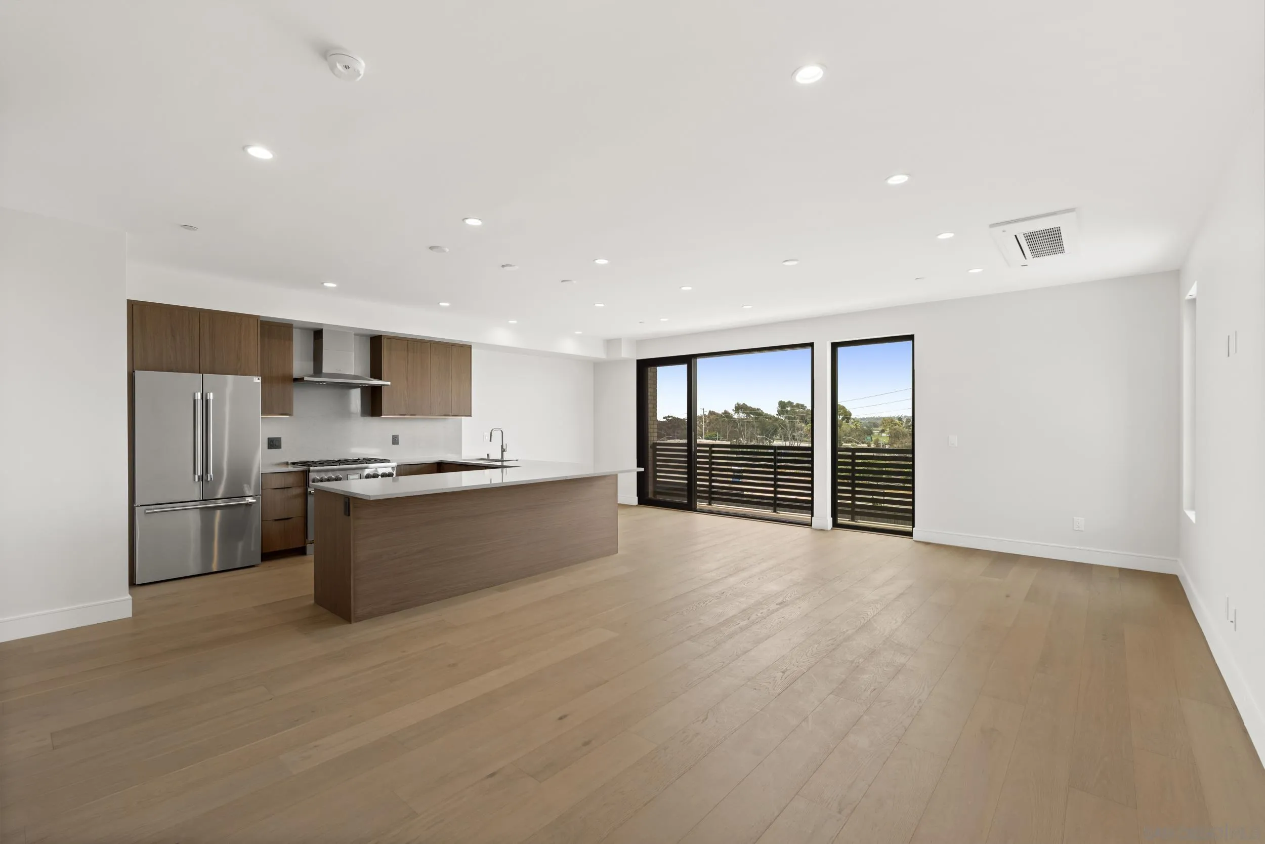 https://cdn.realtyfeed.com/cdn/127/260021485/fc5e6c4be0e78b1f1172cb94e0fd34a6.webp