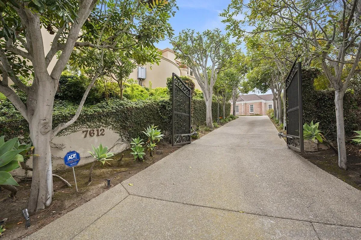 7612 Hillside Dr, La Jolla, CA 92037 - Photo 2 of 50, La Jolla, CA