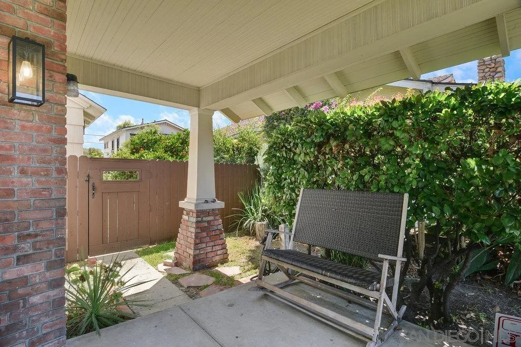 4721 Edgeware Rd., San Diego, CA 92116 - Photo 4 of 31, San Diego, CA