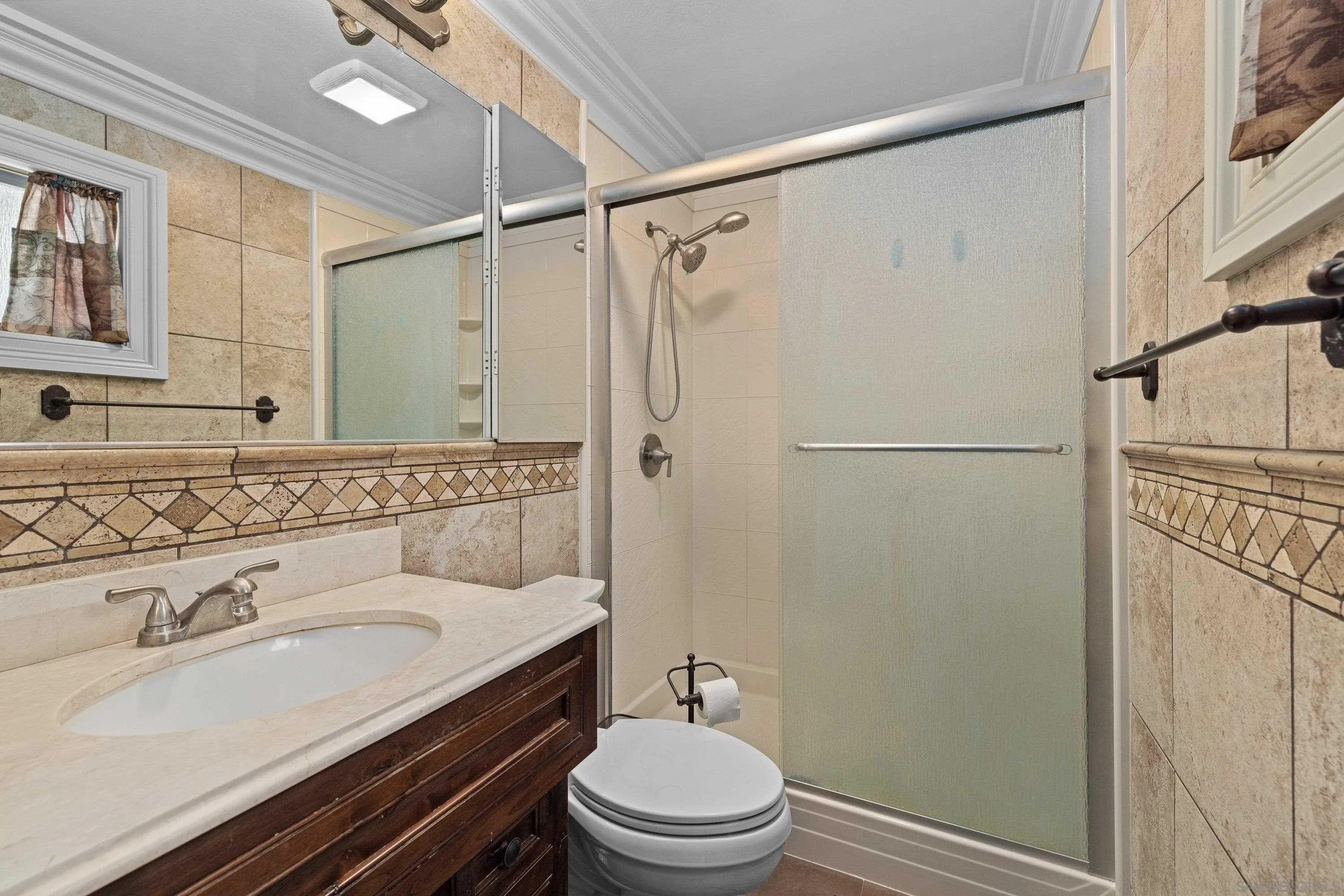 https://cdn.realtyfeed.com/cdn/127/260021496/38ad6cb3c03376e375f148bb6cf1dd79.webp