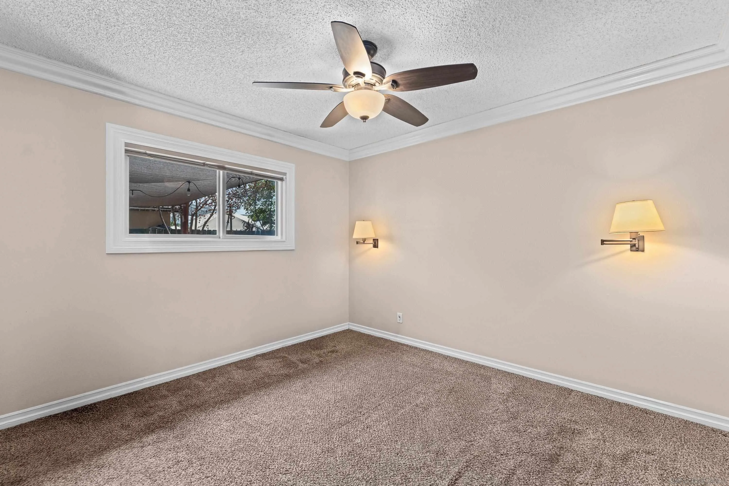 https://cdn.realtyfeed.com/cdn/127/260021496/4f2c21250a2c74e83a24d068af730892.webp