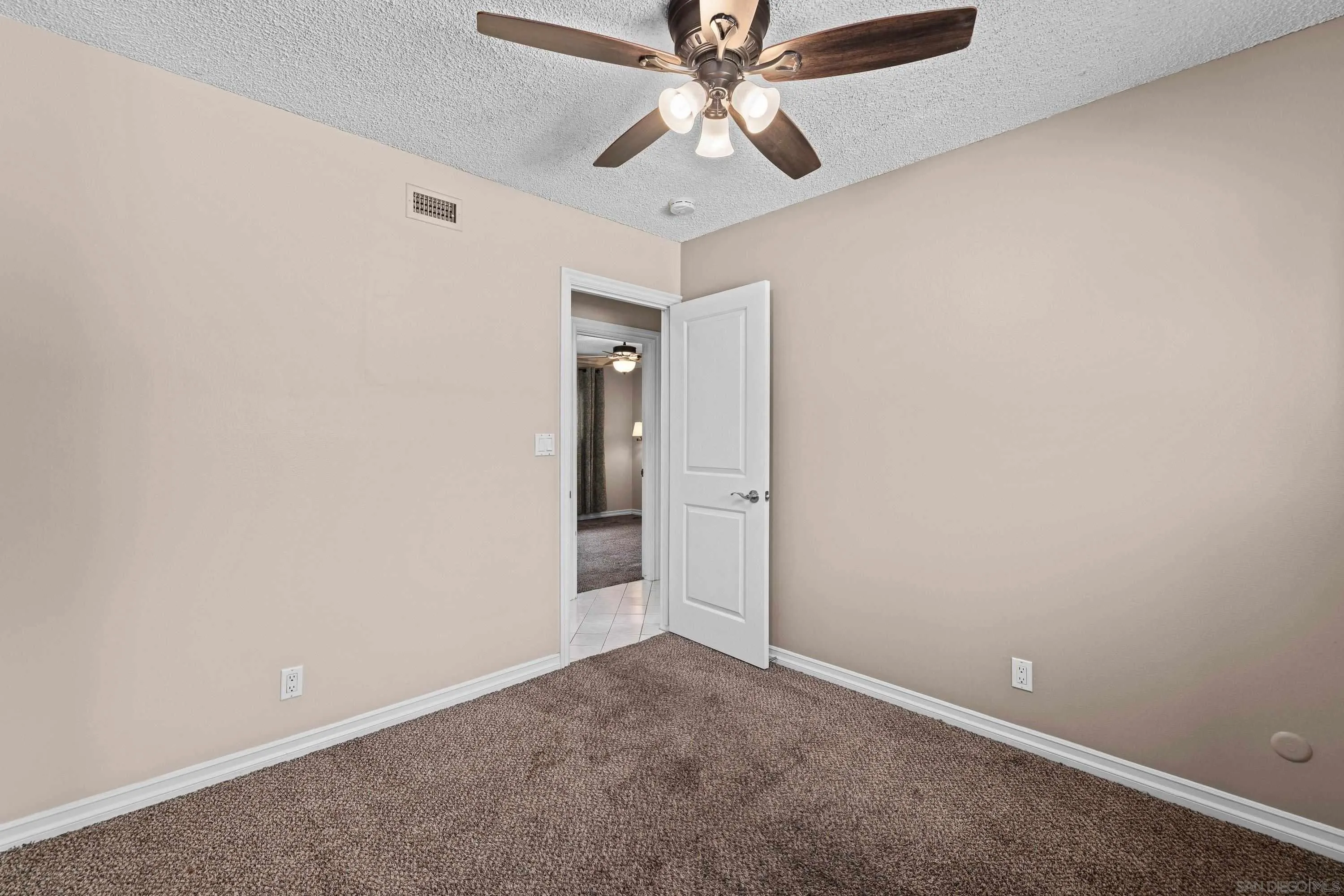 https://cdn.realtyfeed.com/cdn/127/260021496/7b954cccdc03af9a8a53146654061f13.webp