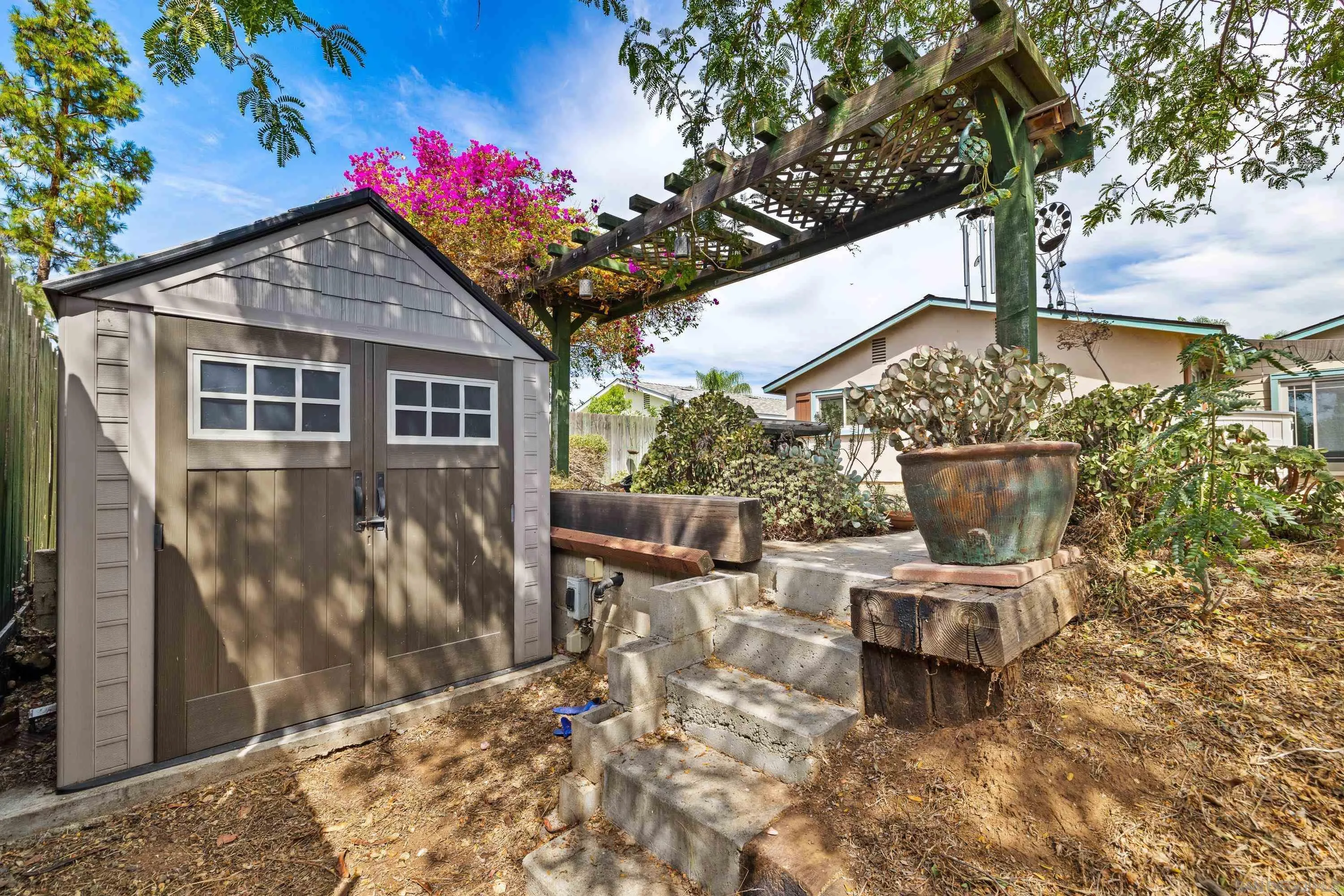 https://cdn.realtyfeed.com/cdn/127/260021496/cbb5ad02b4596df7165d215f1dccfad9.webp